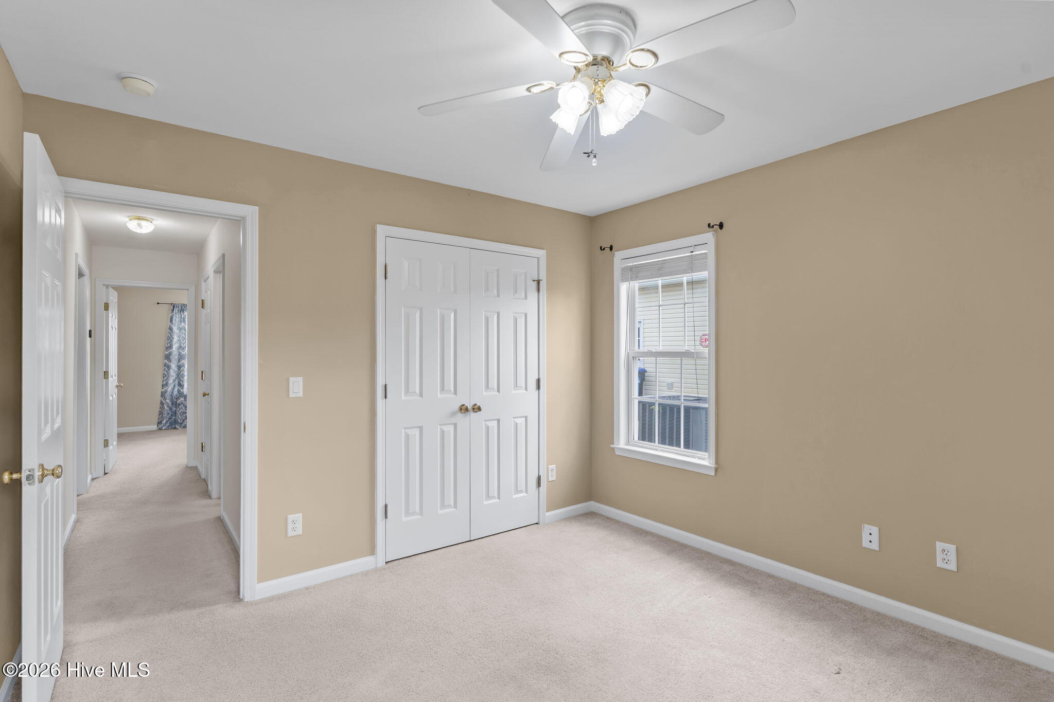 100565536 | Photo 16