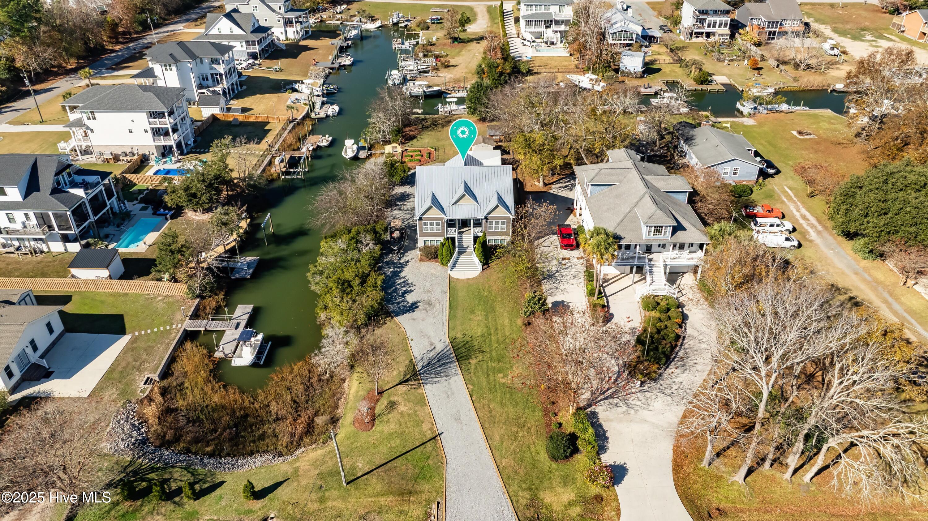 100543040 | Photo 71