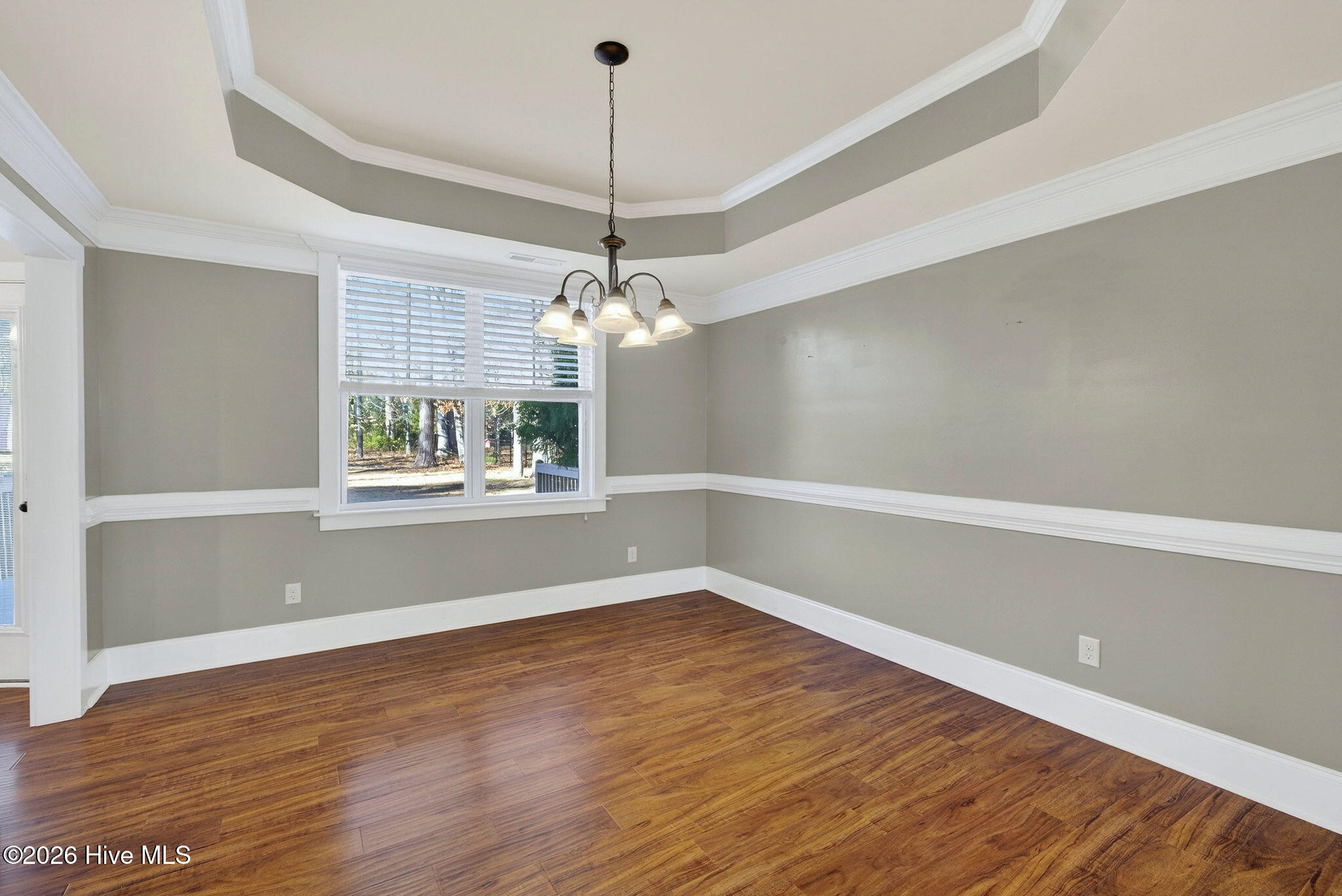 100549493 | Photo 21