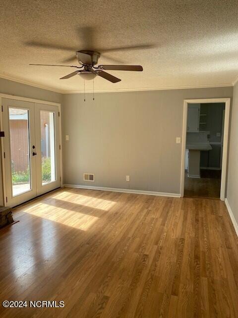 100533796 | Photo 16