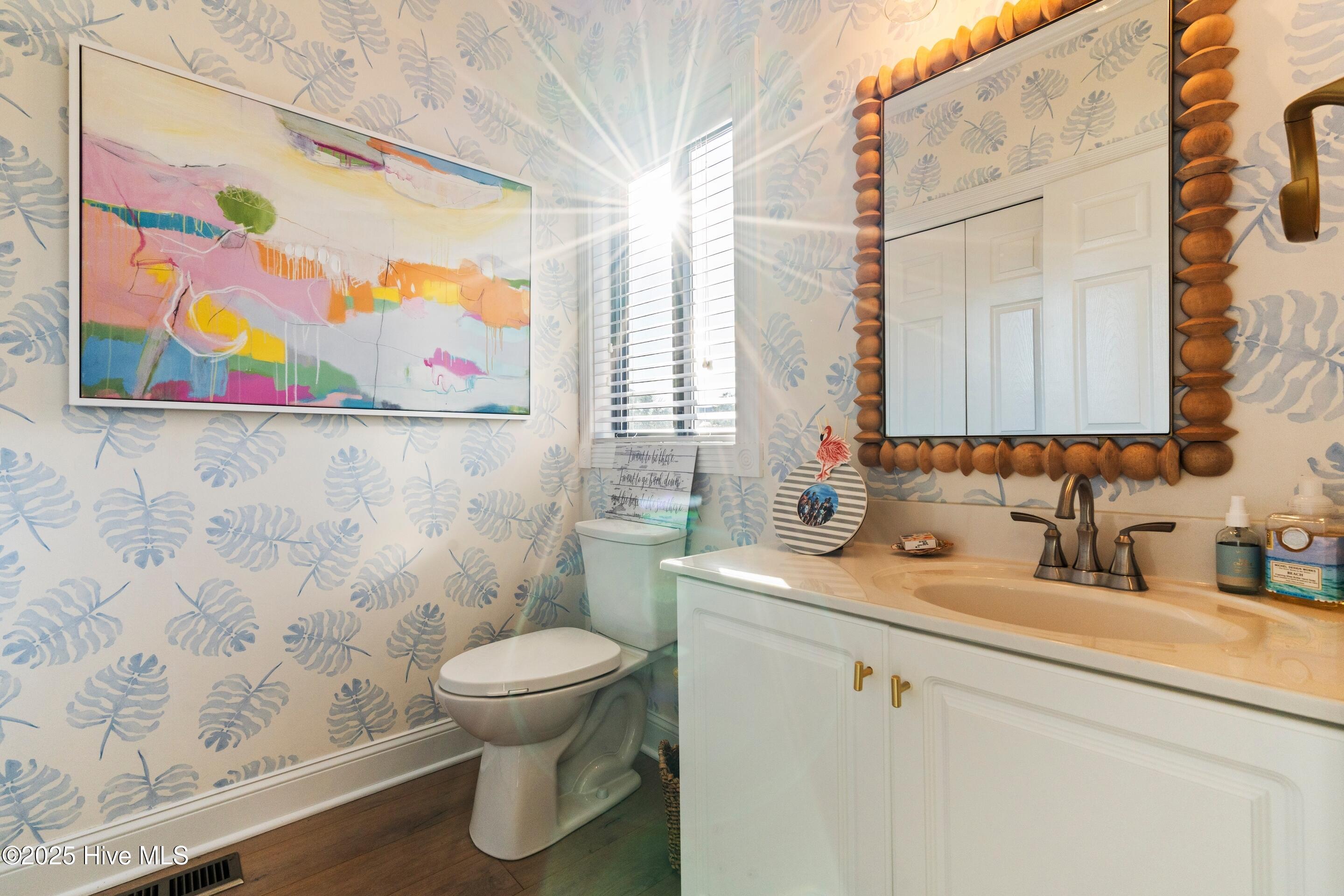 100545192 | Photo 16