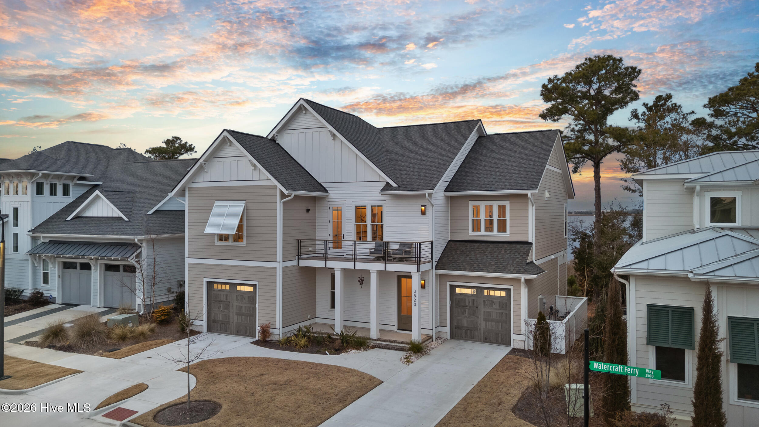 100553352 | Photo 65