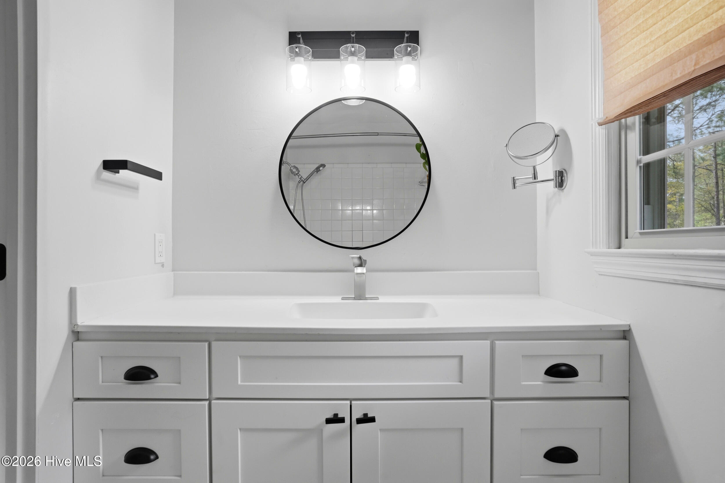 100565910 | Photo 26