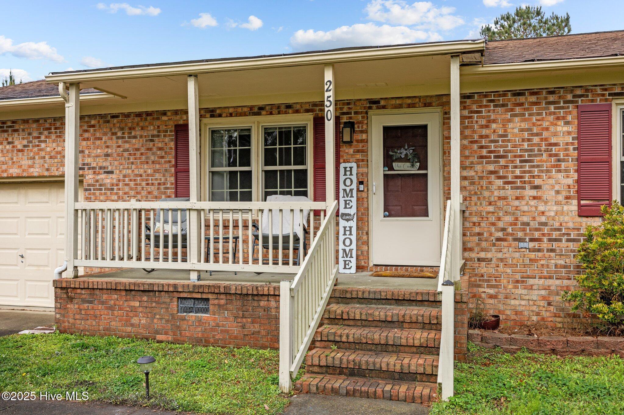 250 Ernest Gurganus Road, Jacksonville, NC 28540 – photo 14: 24-web-or-mls-IMG_2147