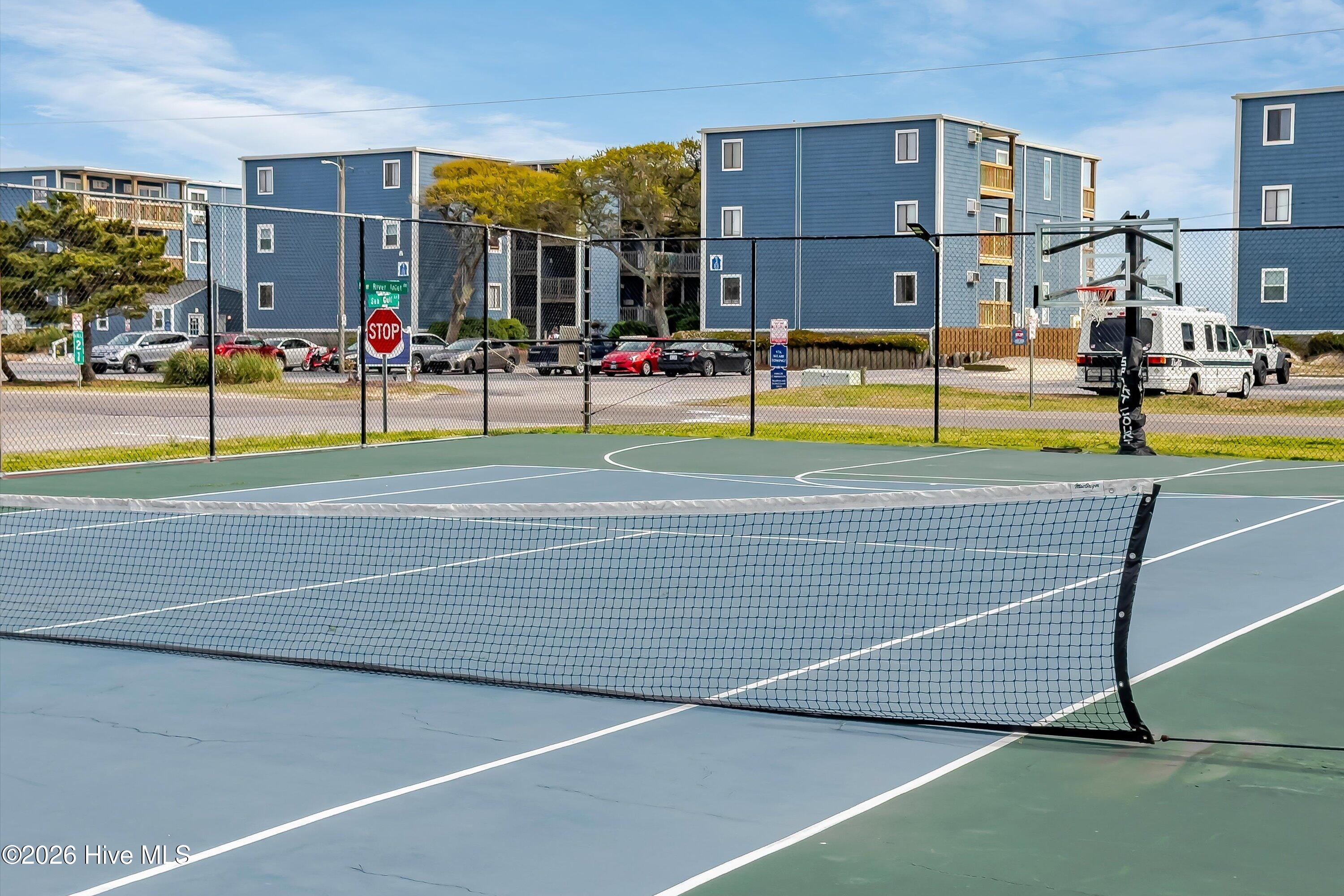 100551405 | Photo 49