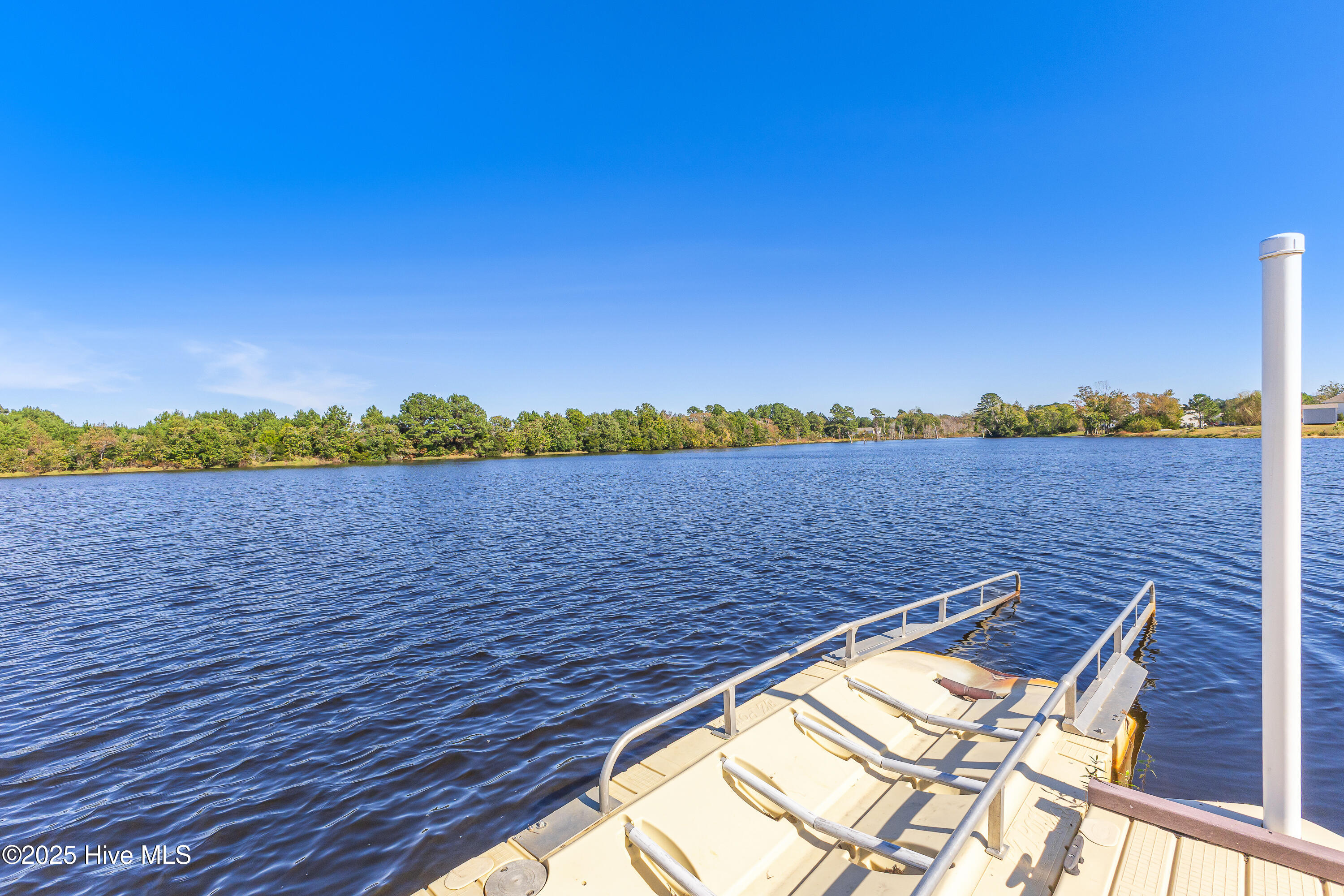 100538359 | Photo 42