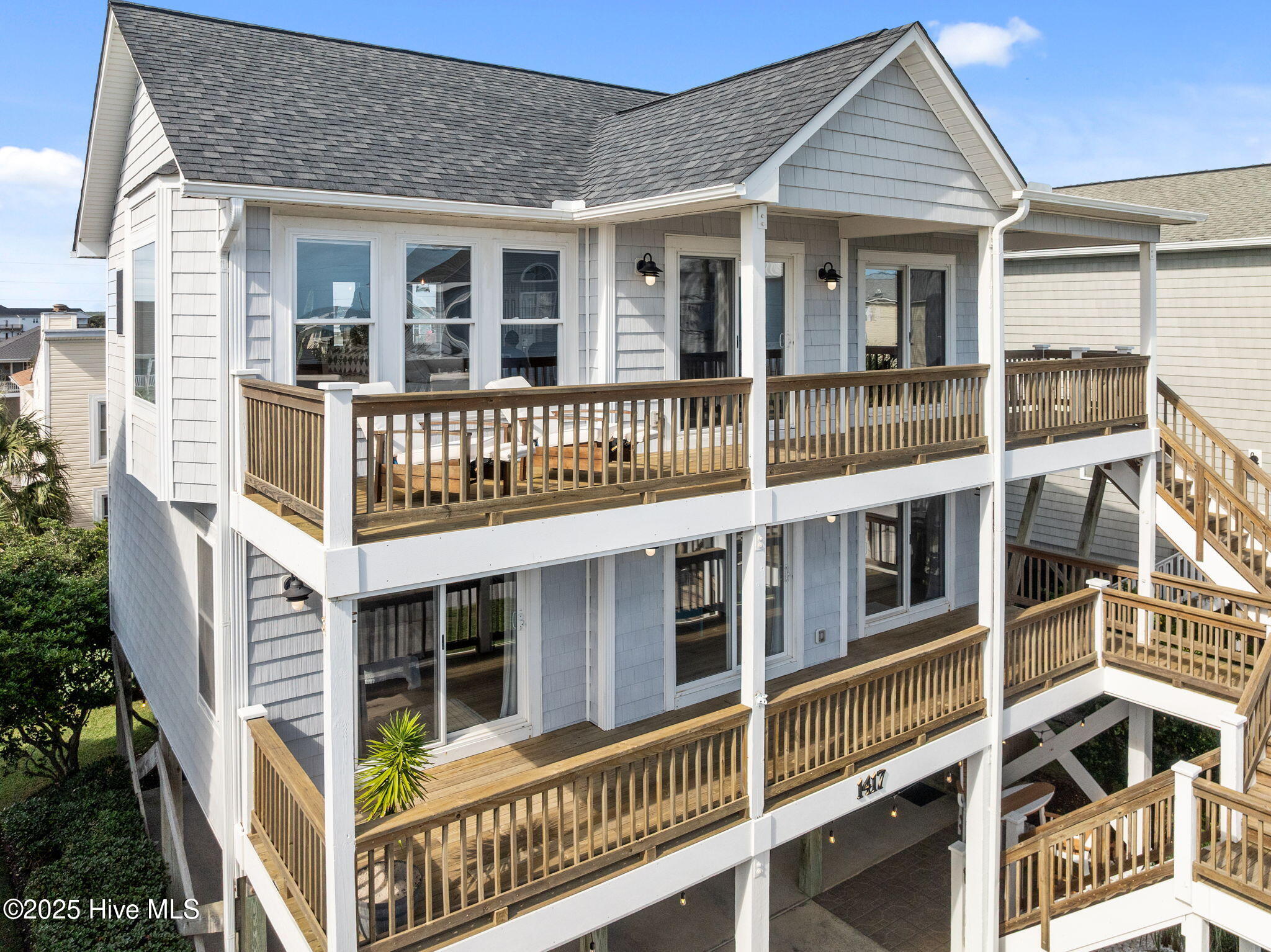 1417 N Topsail Drive, Surf City, NC 28445 – photo 4: 4-web-or-mls-03