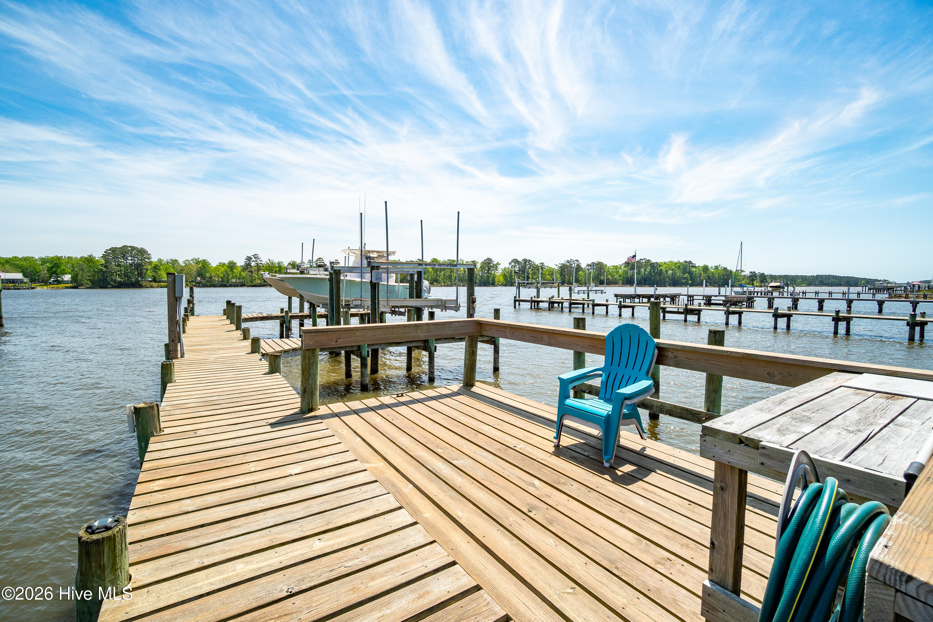 BOAT SLIP DOCK