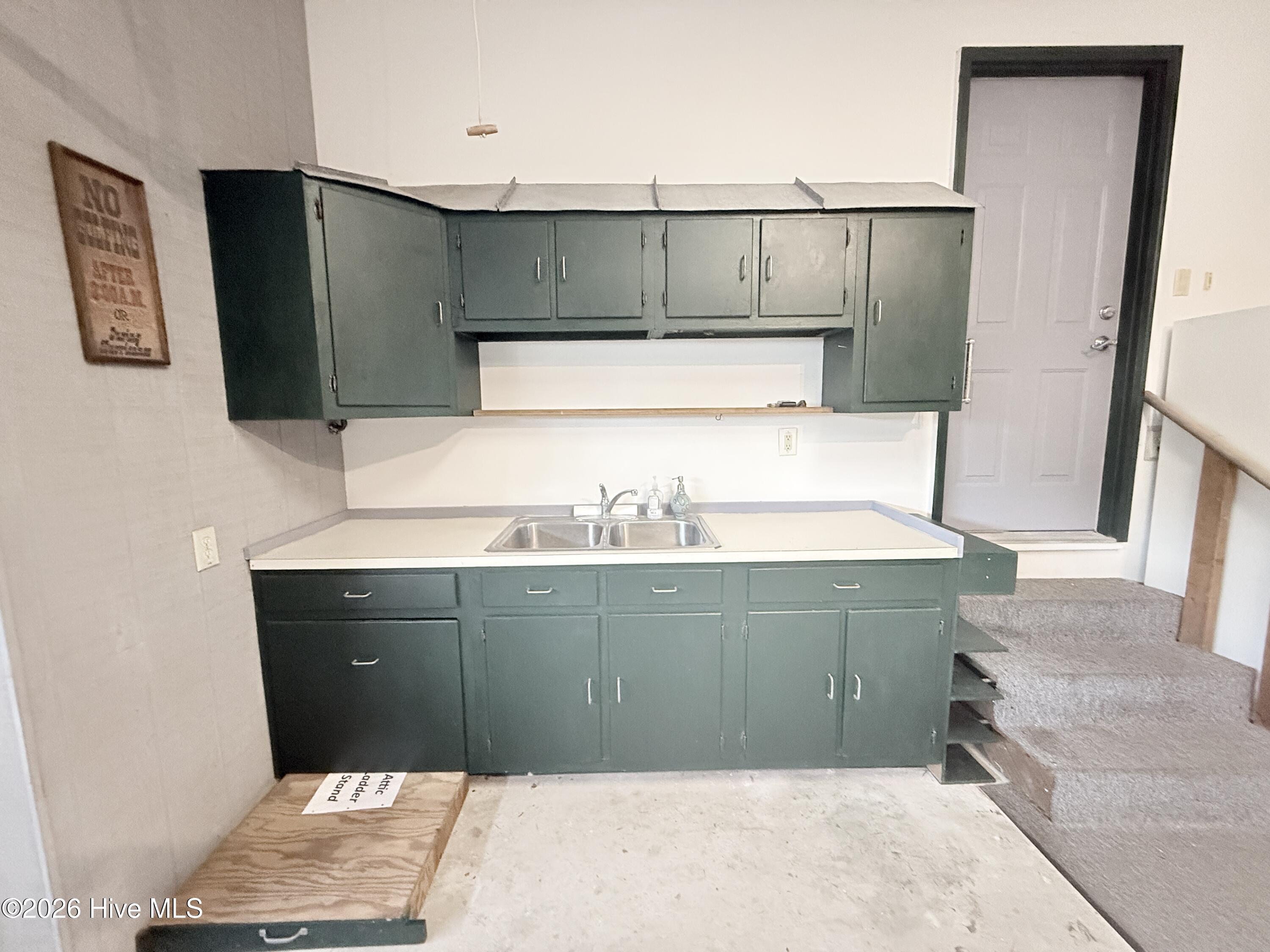 100554968 | Photo 29