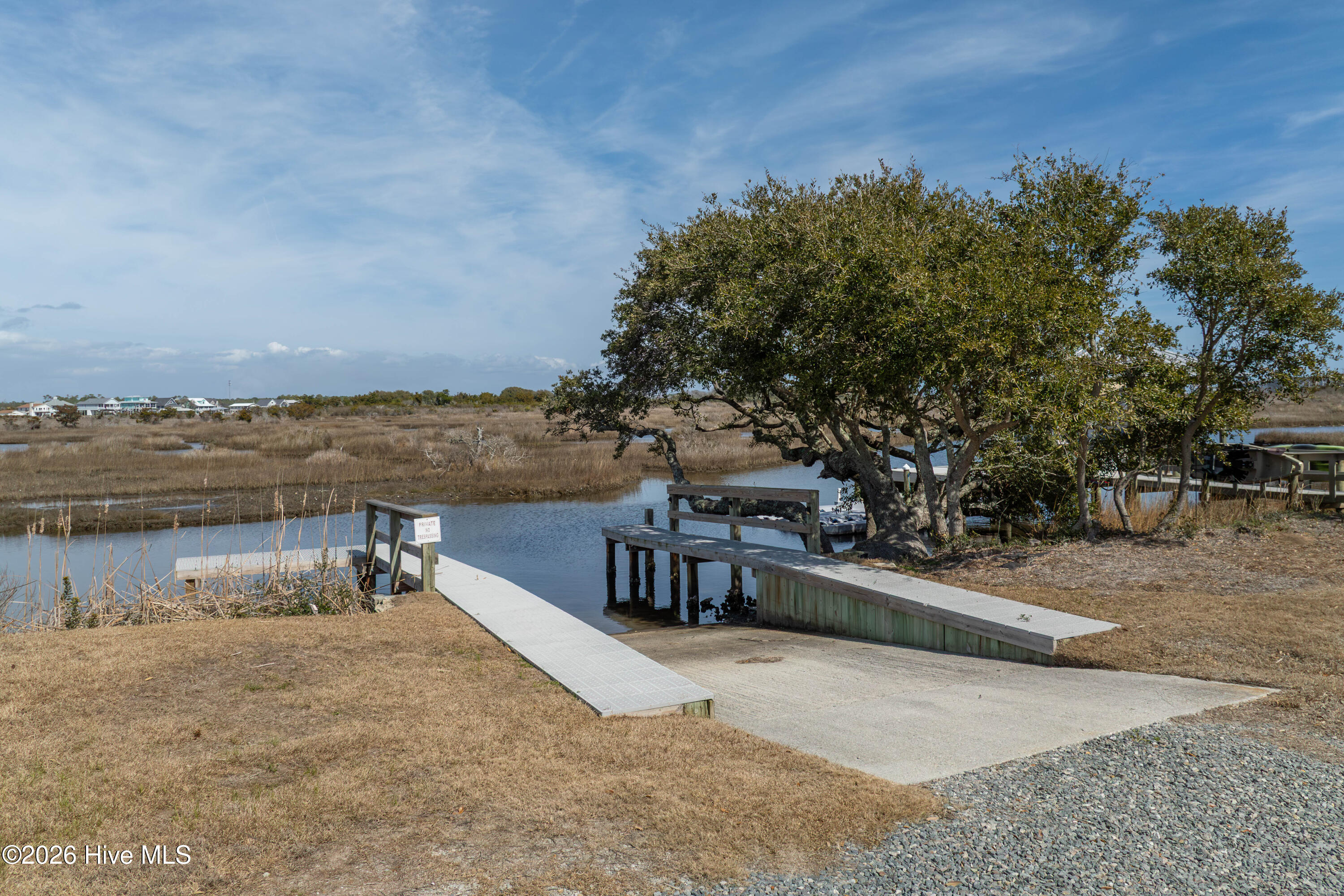 100558828 | Photo 48