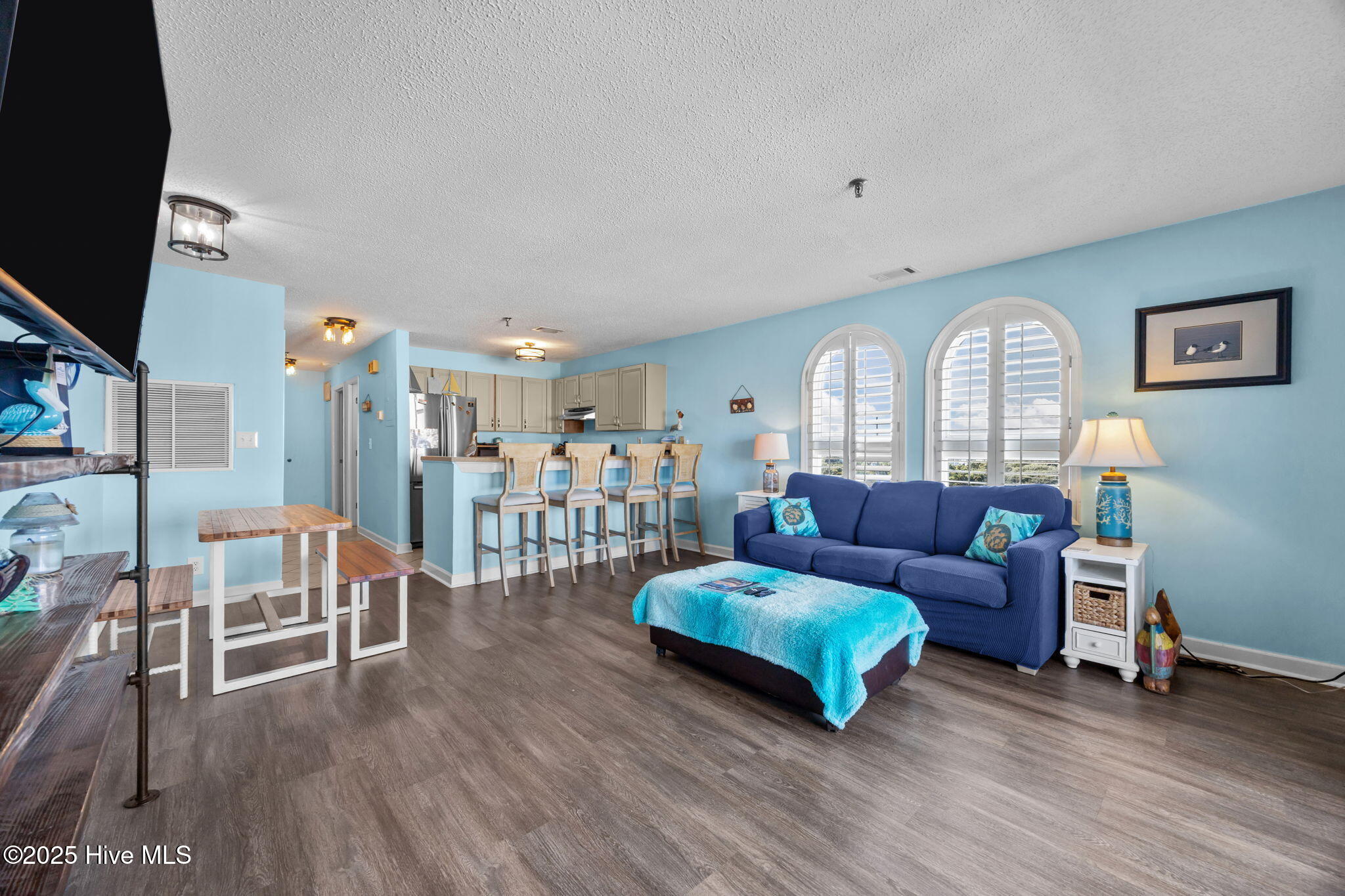 100529648 | Photo 29