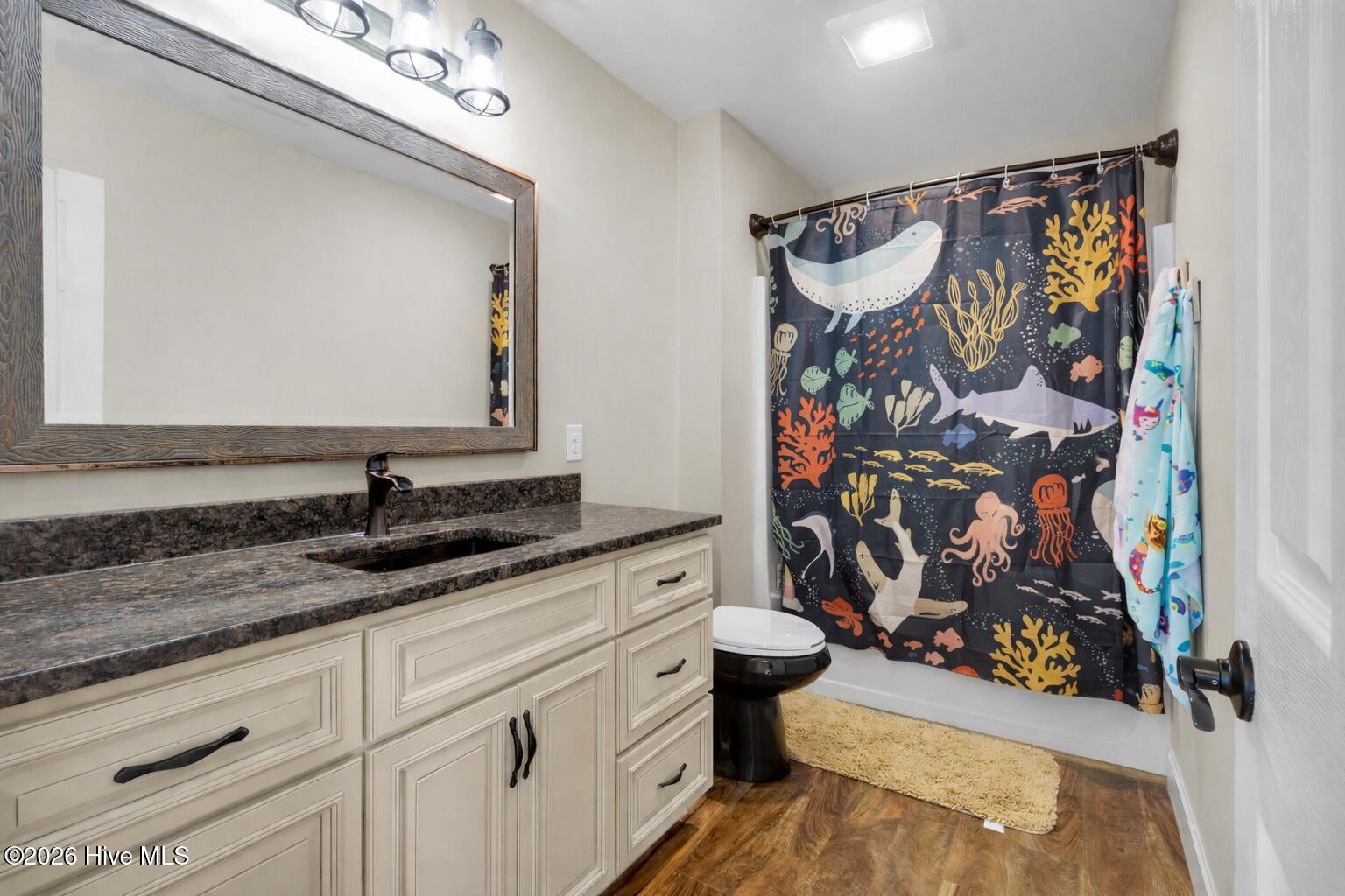 100566546 | Photo 26