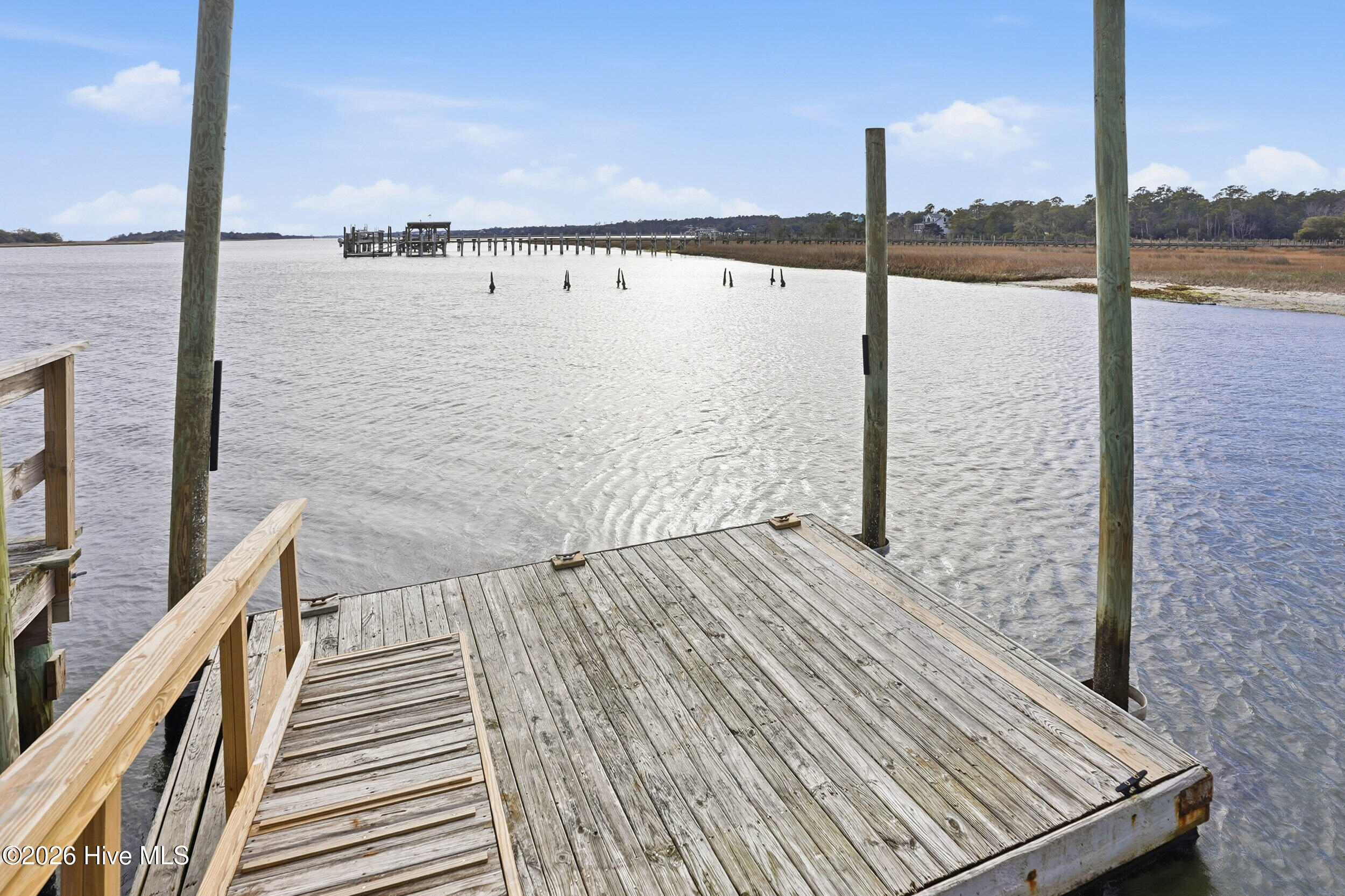 100551601 | Photo 50