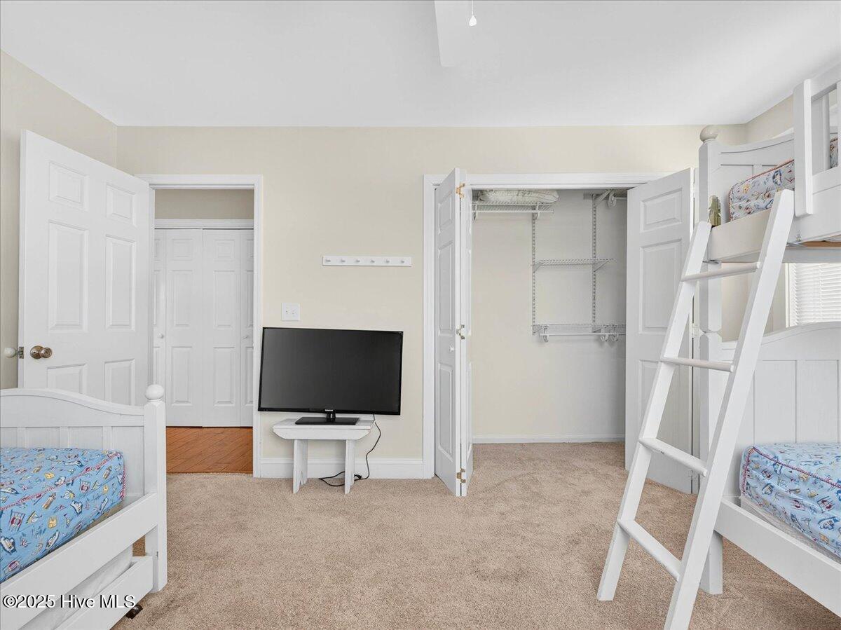 100521504 | Photo 23