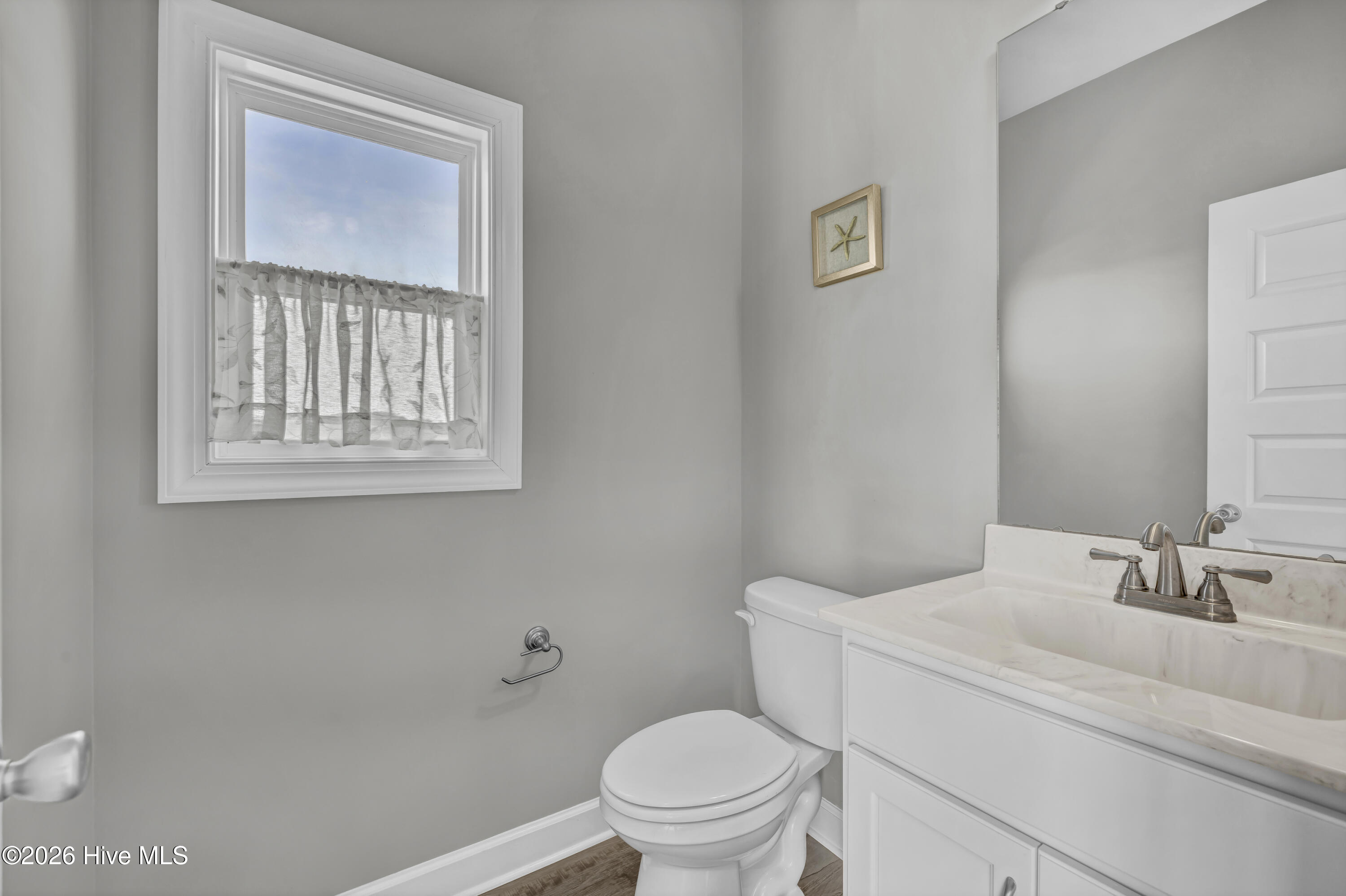 100547519 | Photo 39