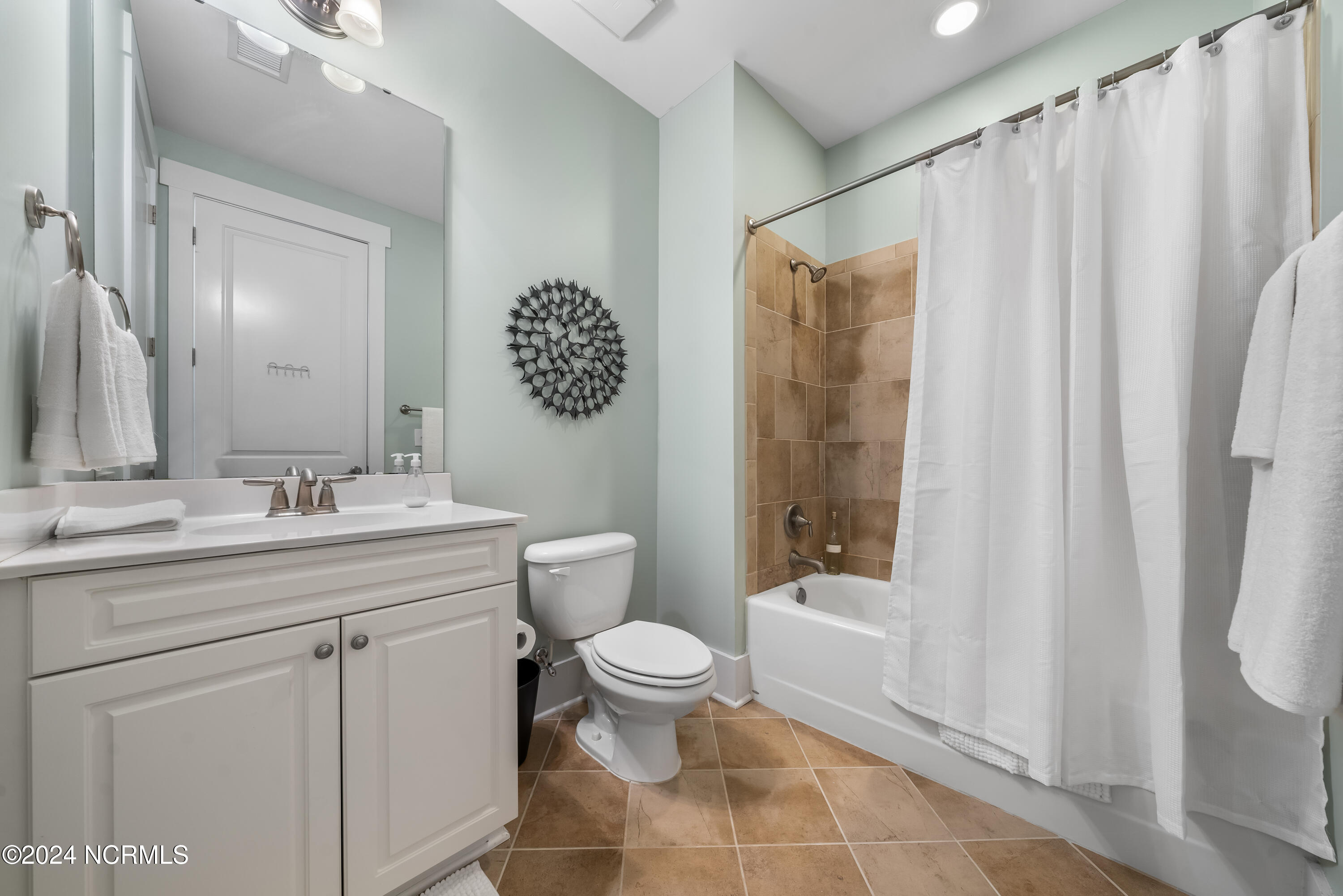 Shirley Johnson - MLS Number: 100576925