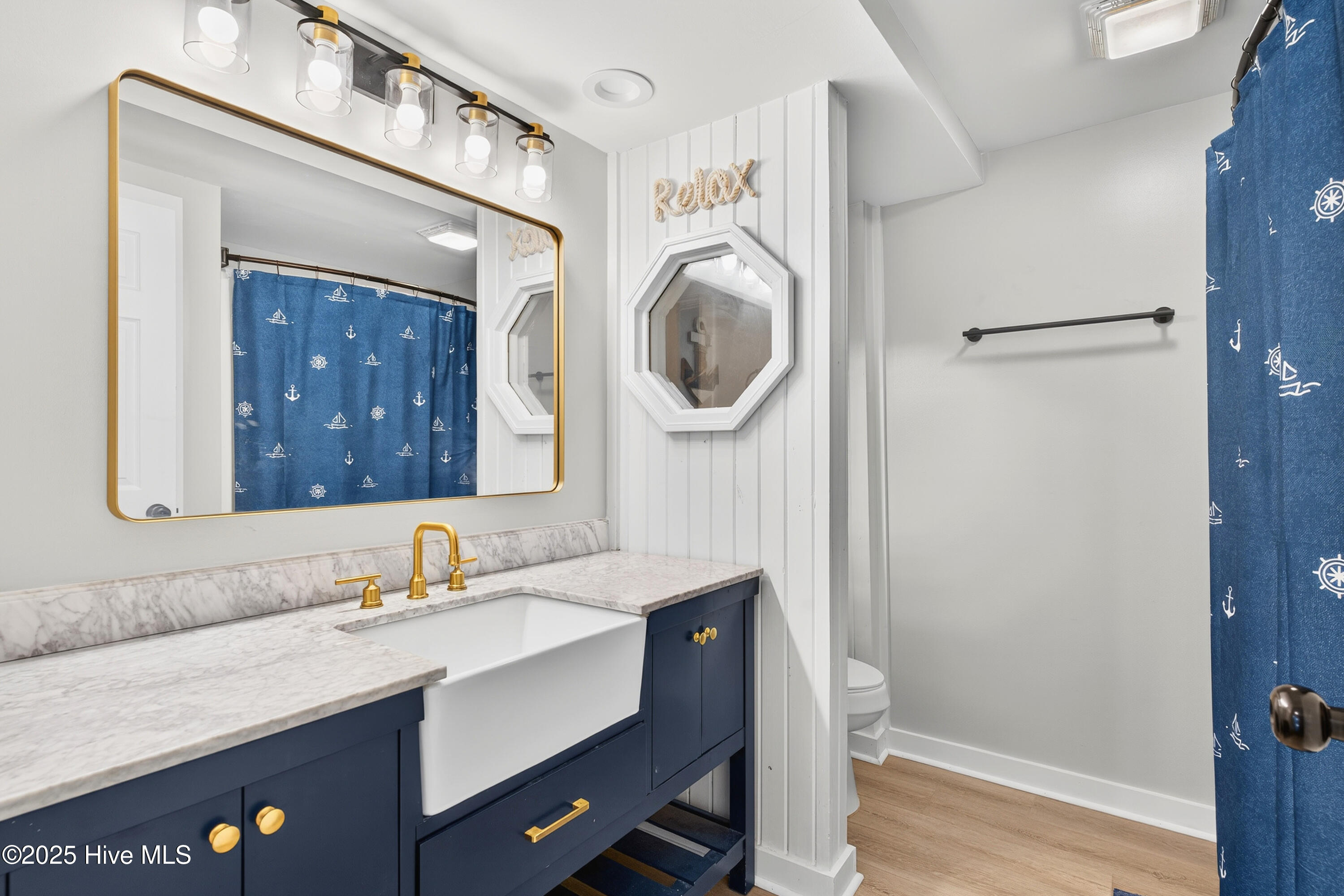 100537887 | Photo 31