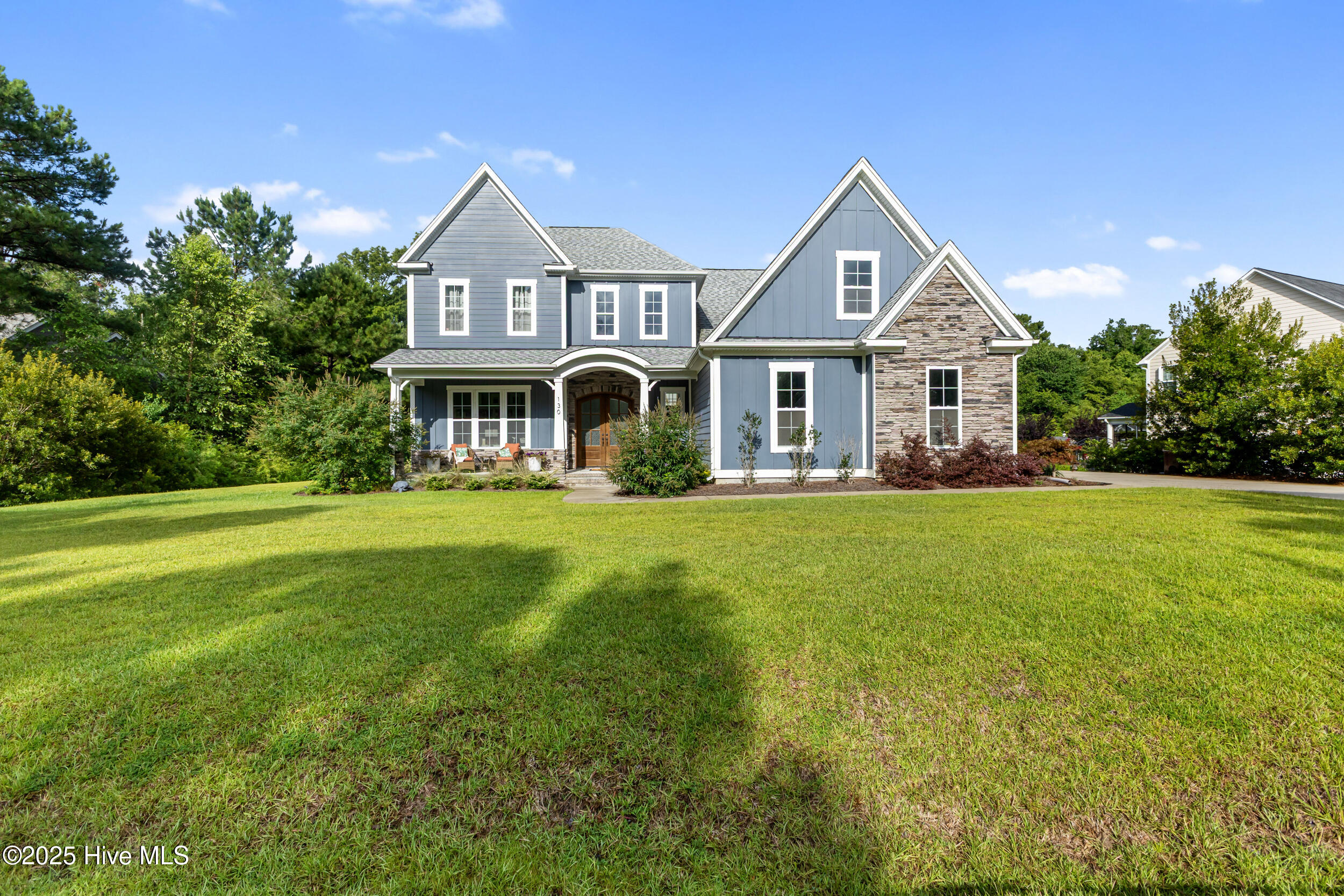 100518593 | Photo 81