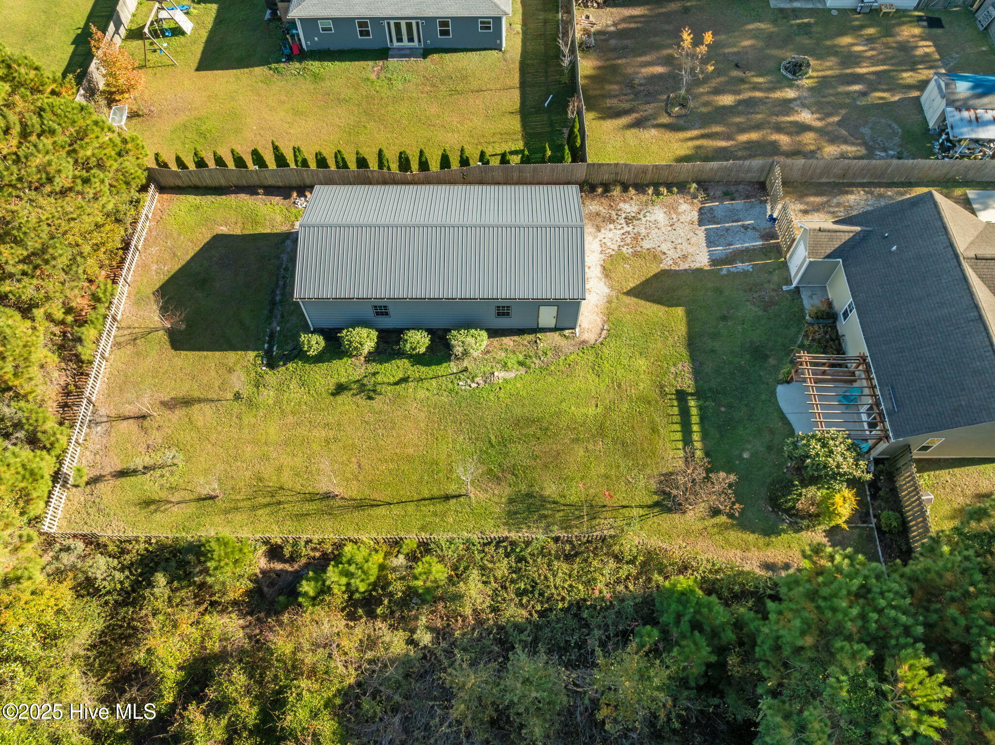 100540961 | Photo 43