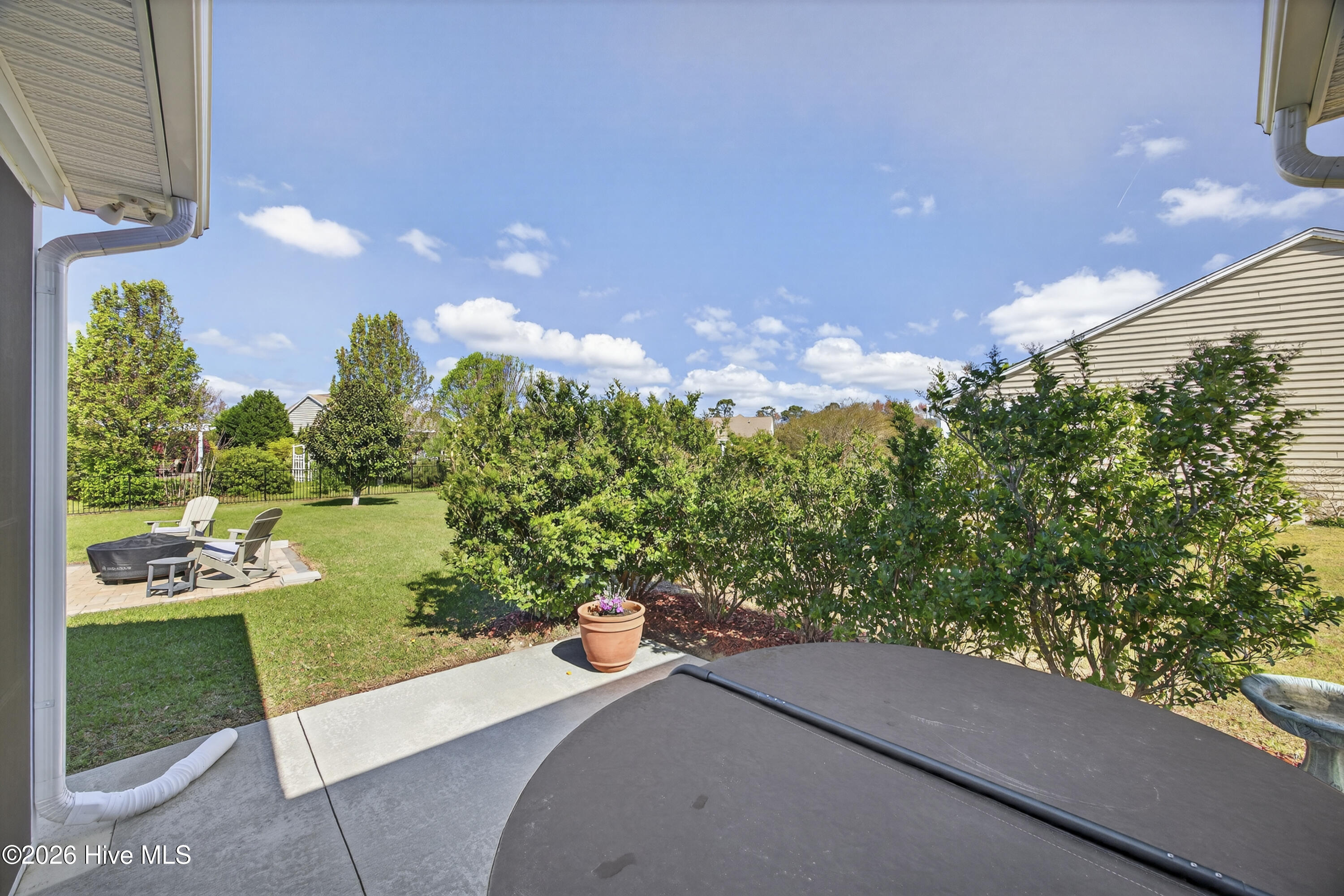 100564914 | Photo 26