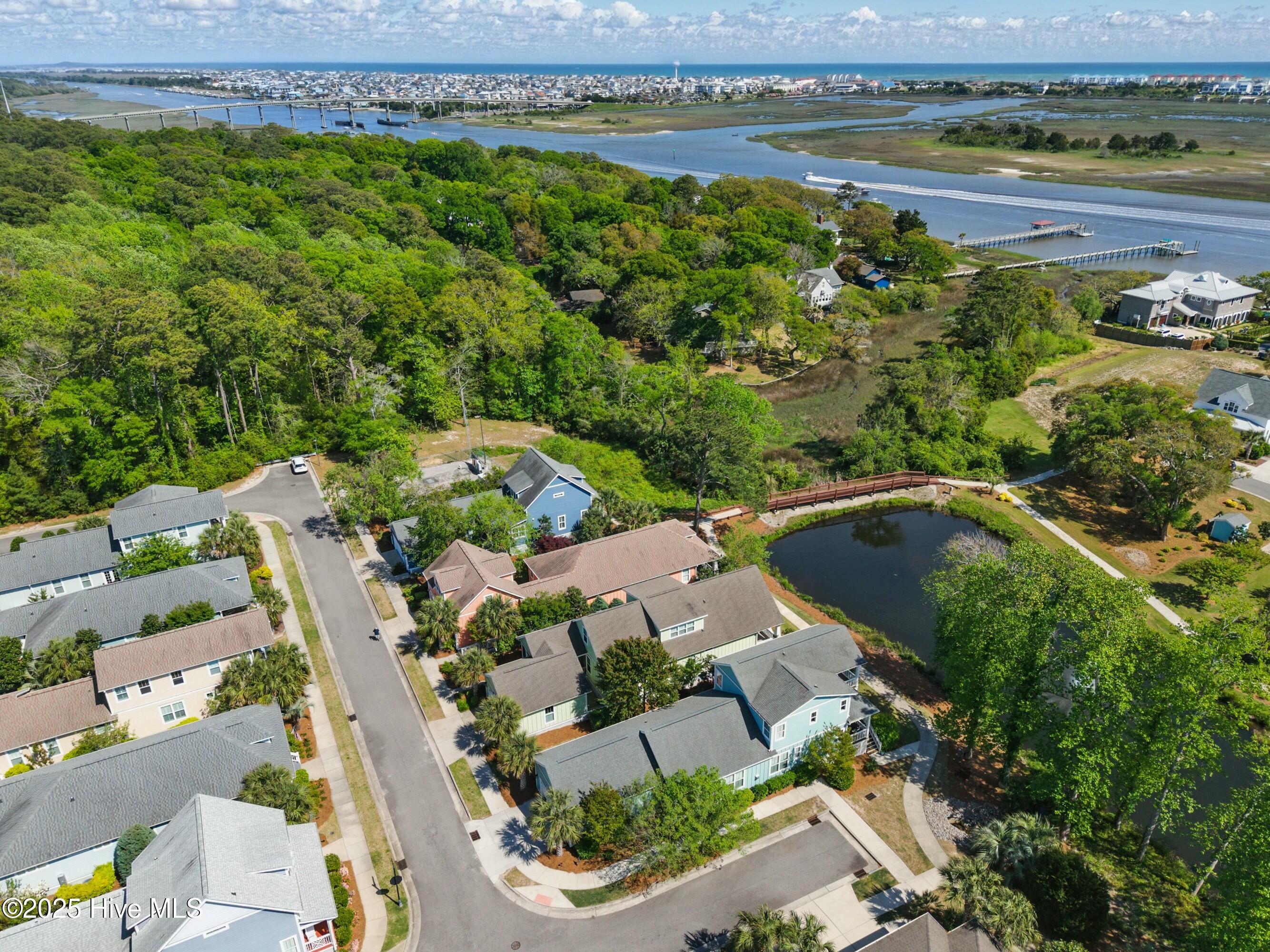 100503387 | Photo 52