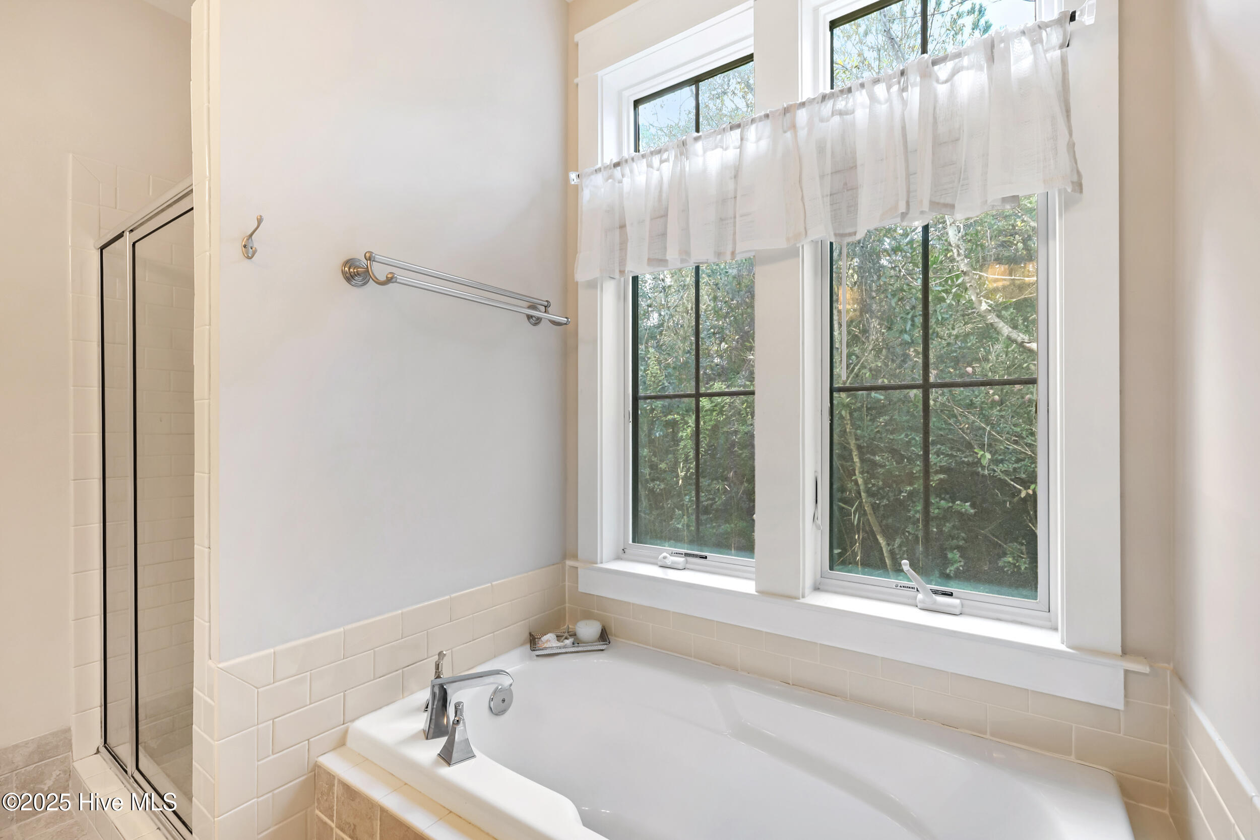 100544454 | Photo 21