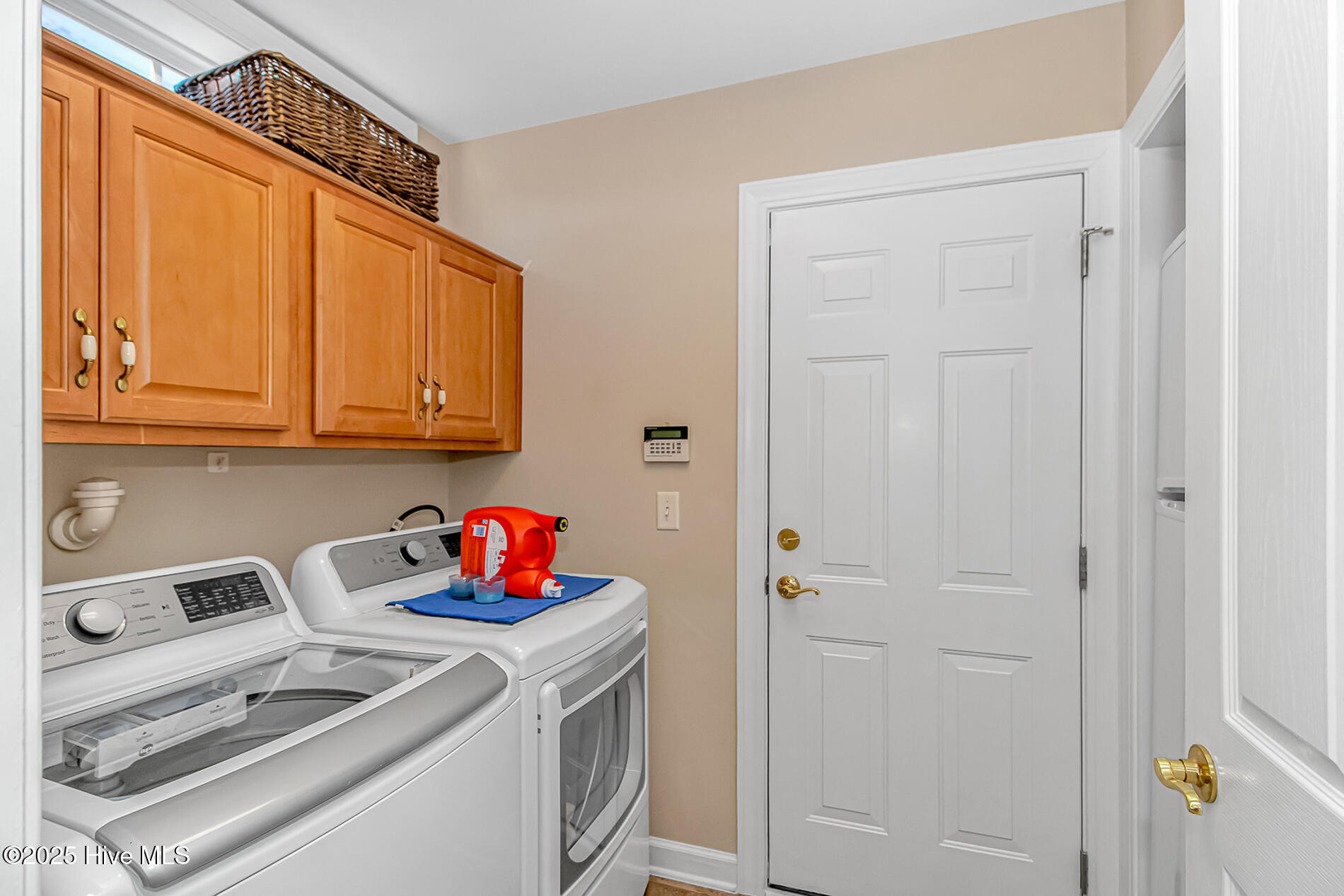 100545861 | Photo 17