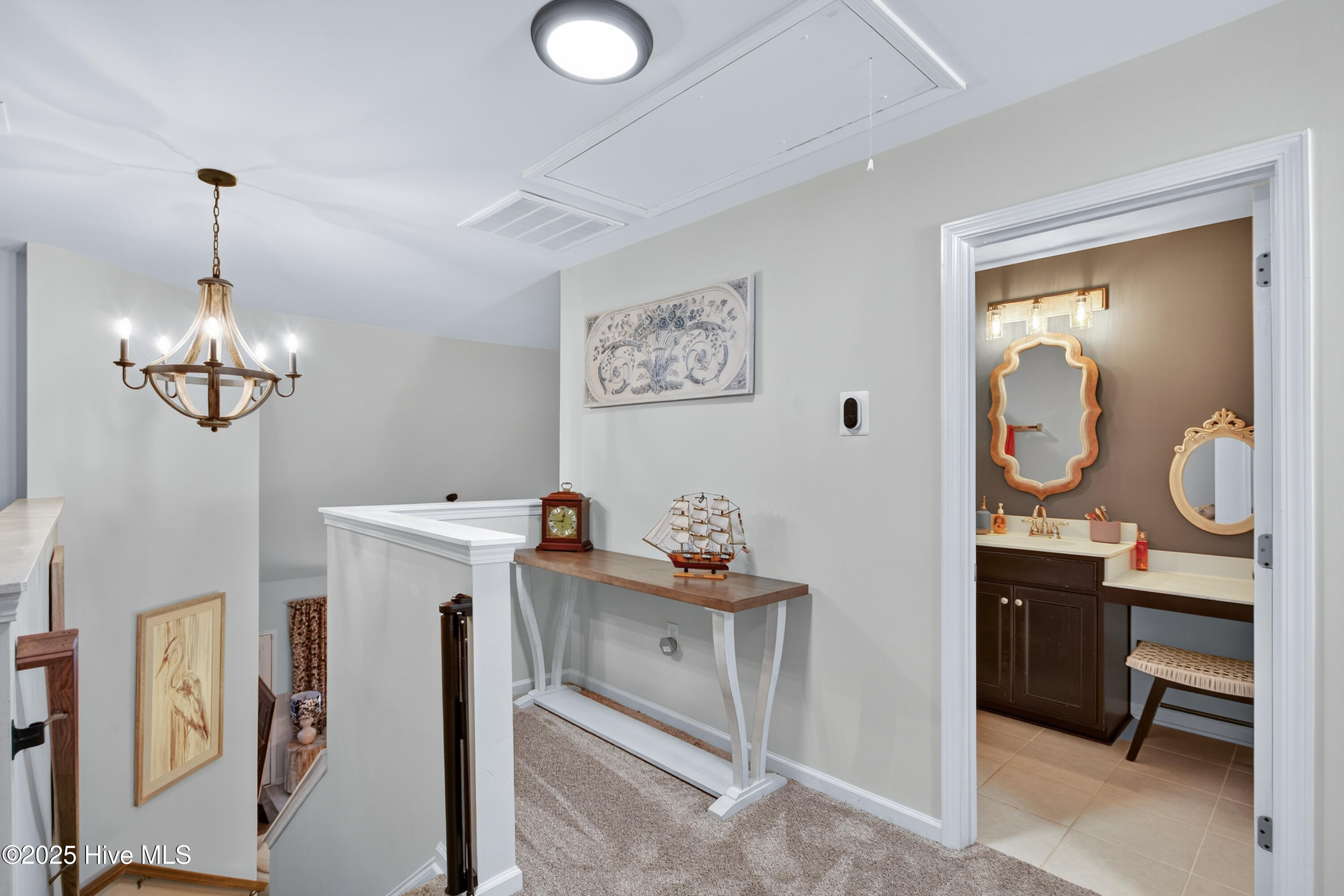 100540522 | Photo 30