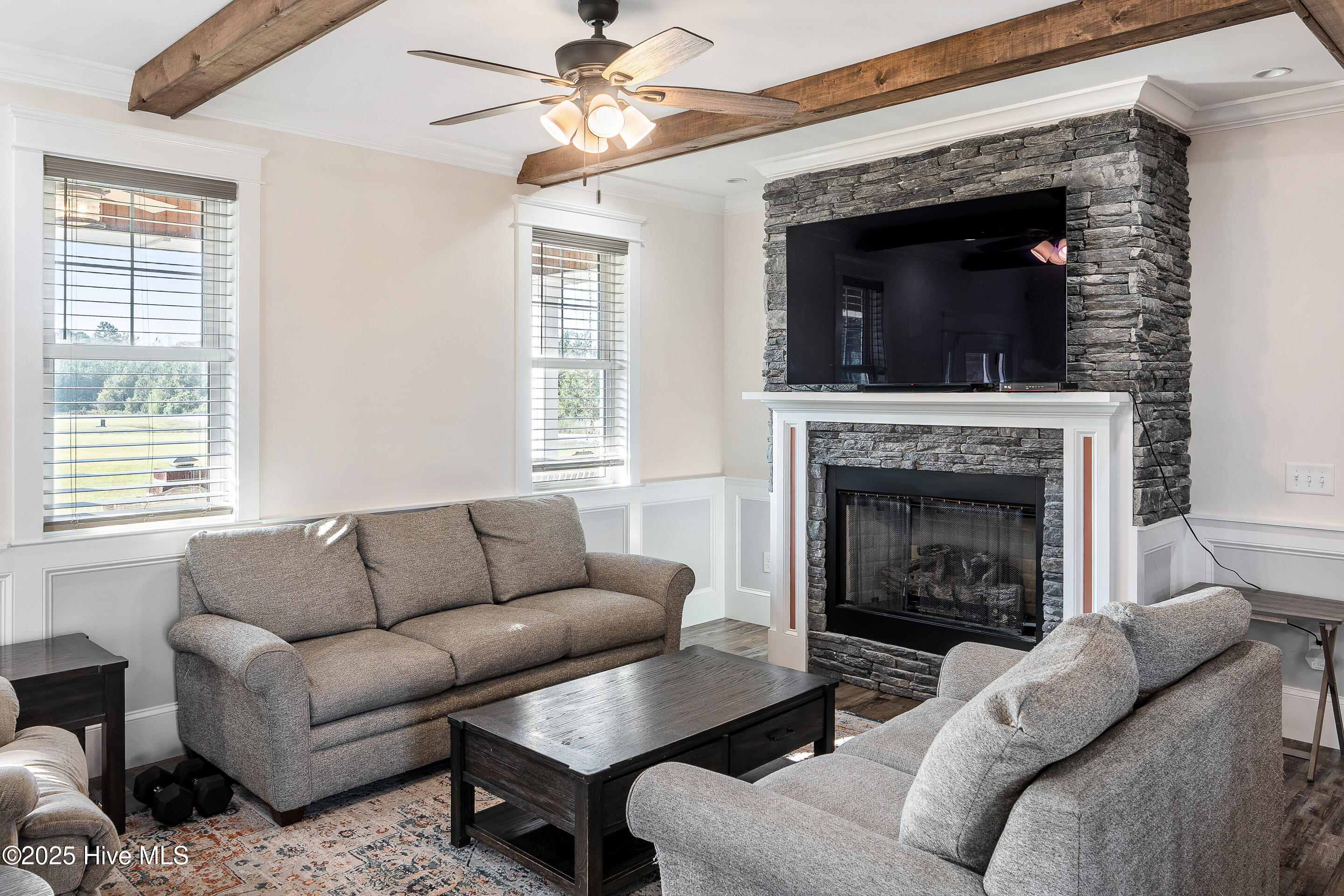 100531551 | Photo 12