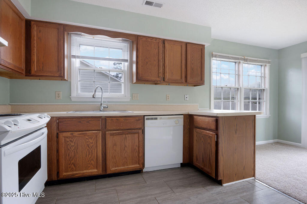 2218 Bridle Trail,Midway Park