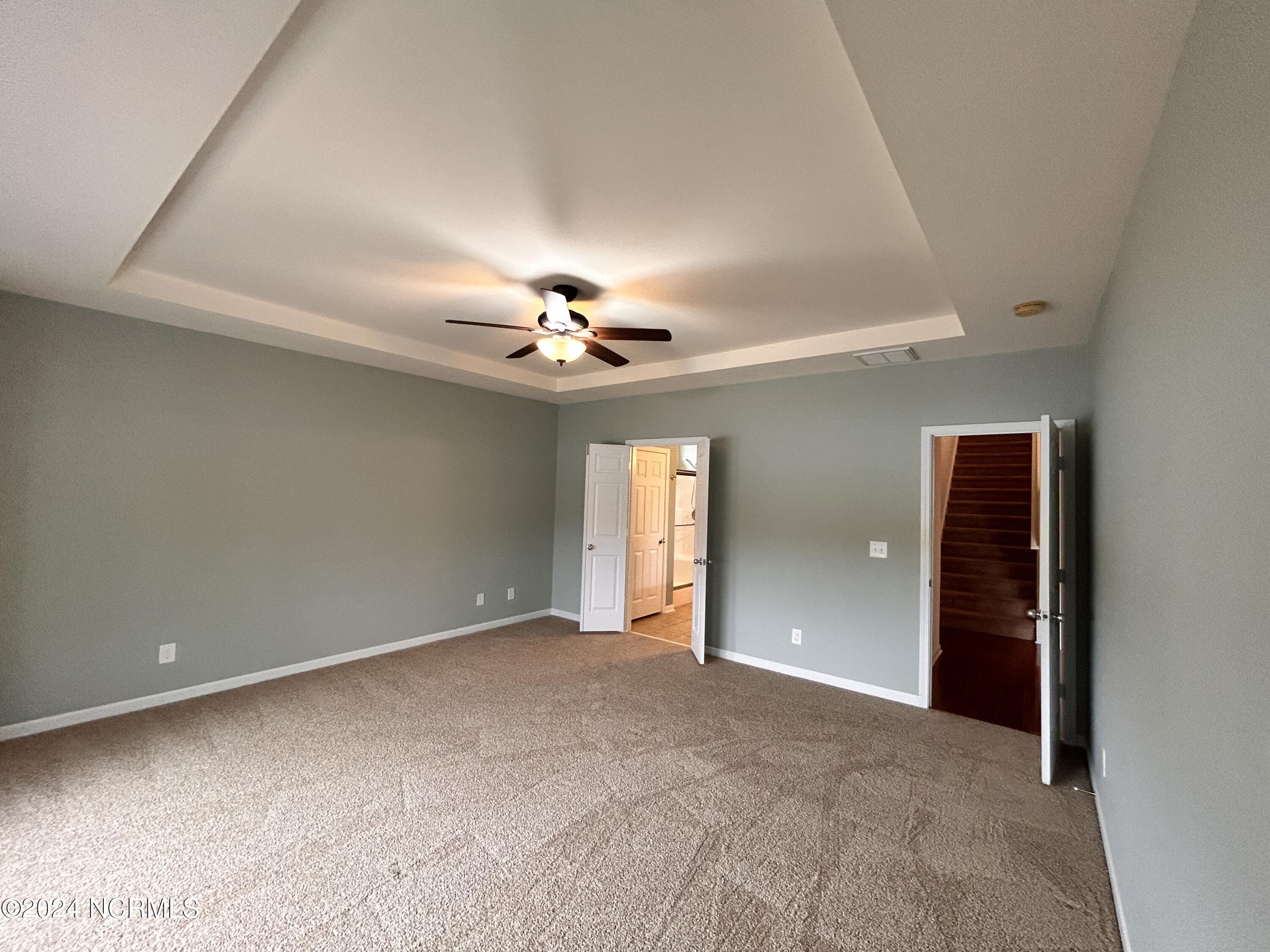 100550059 | Photo 37