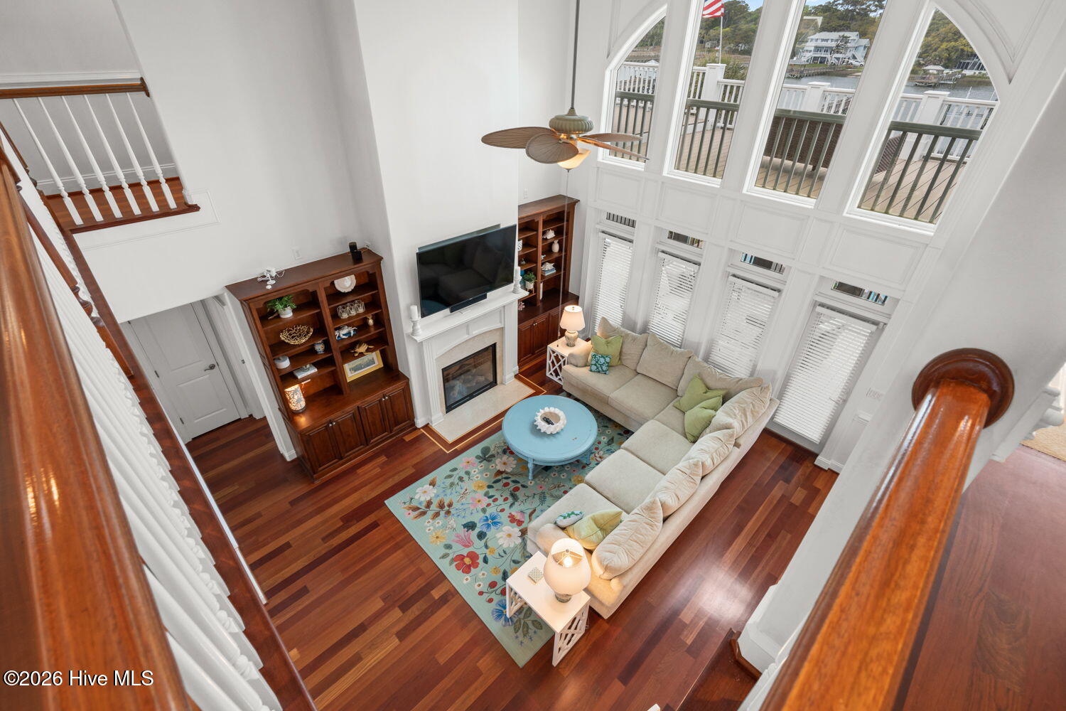 100566570 | Photo 37