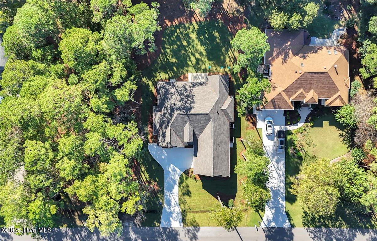 100505838 | Photo 88