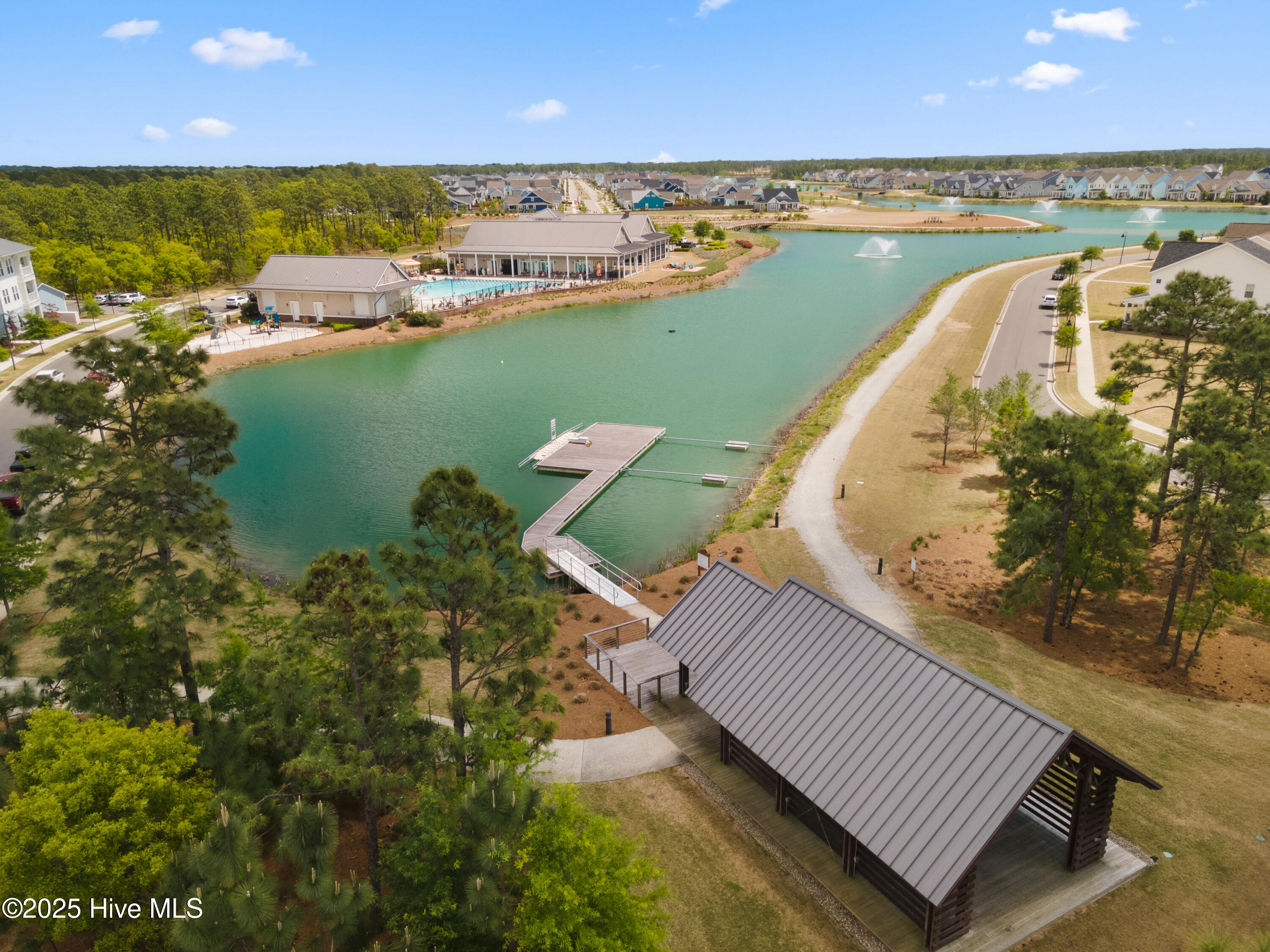 100526645 | Photo 88