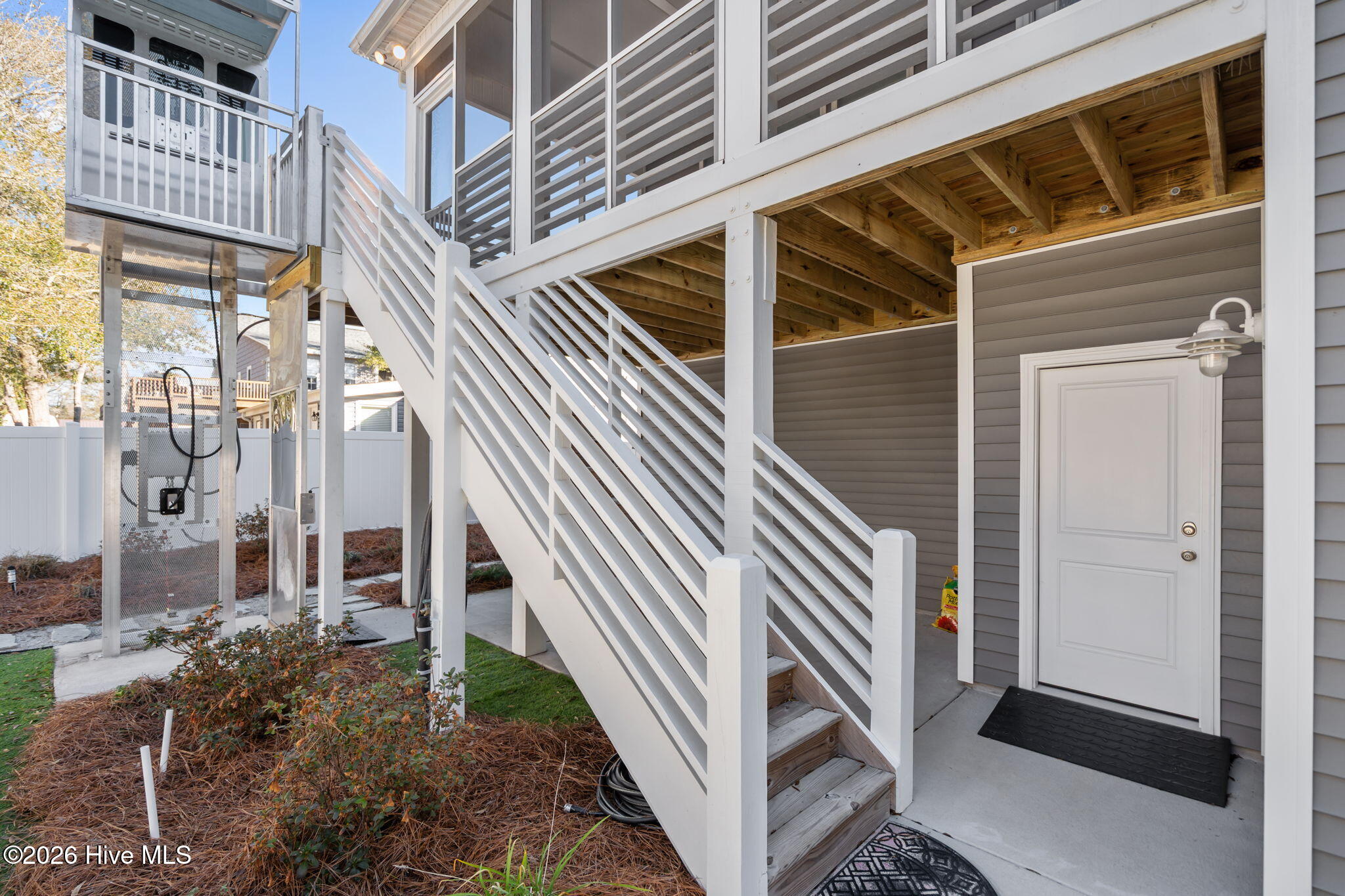 100546966 | Photo 48