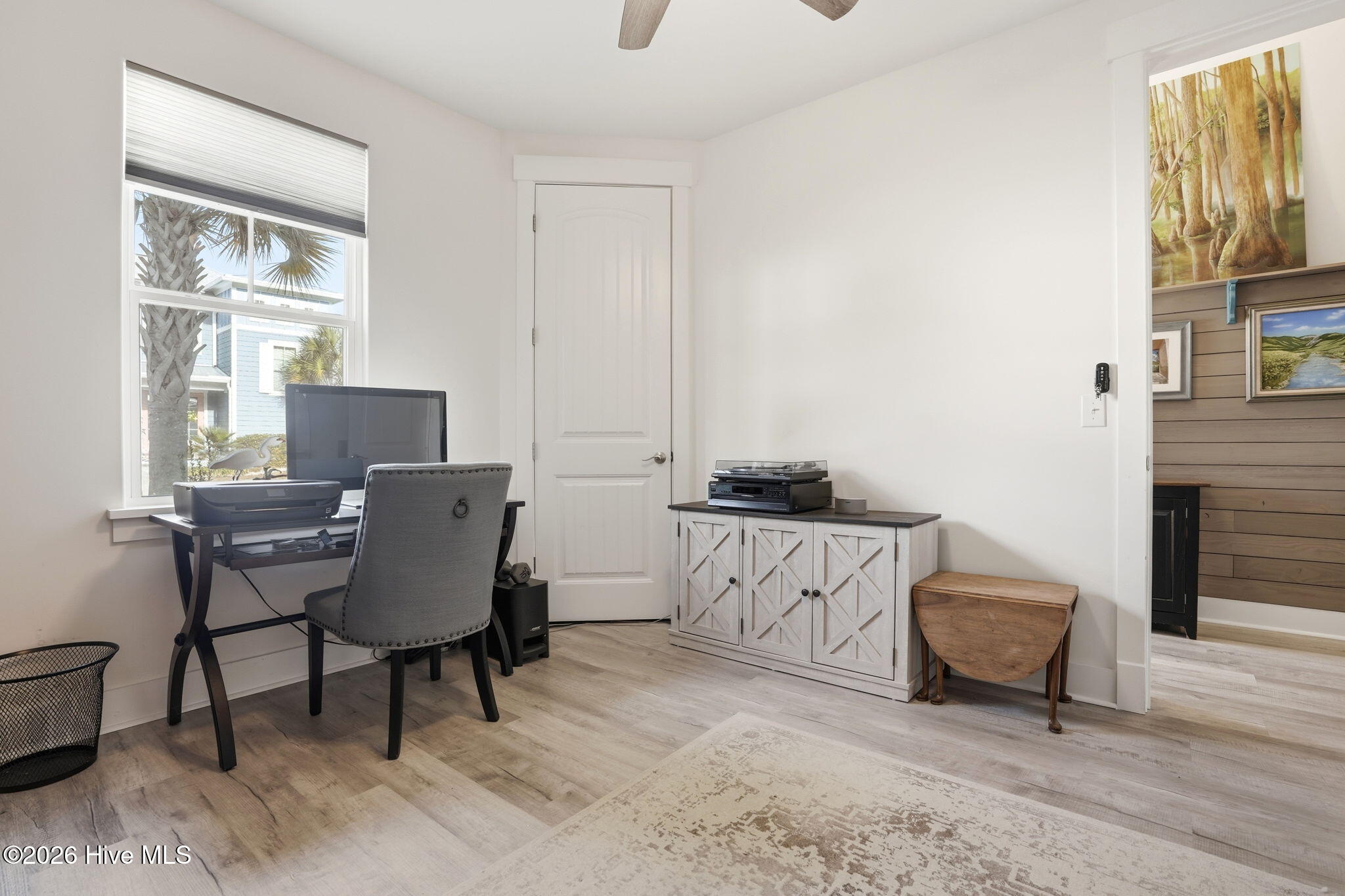 100555960 | Photo 73