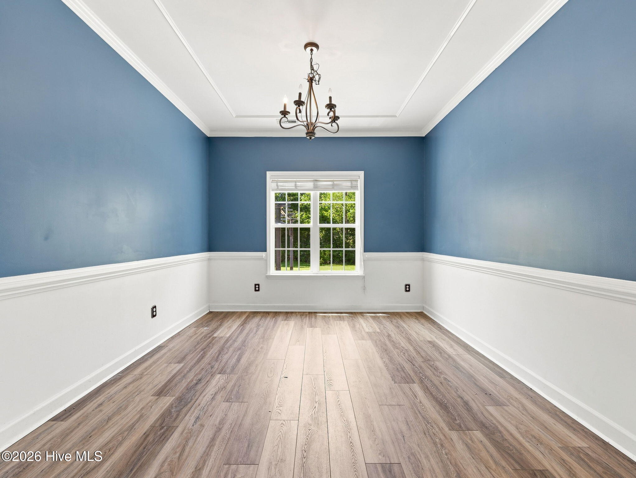 302 Squire Court,Maple Hill