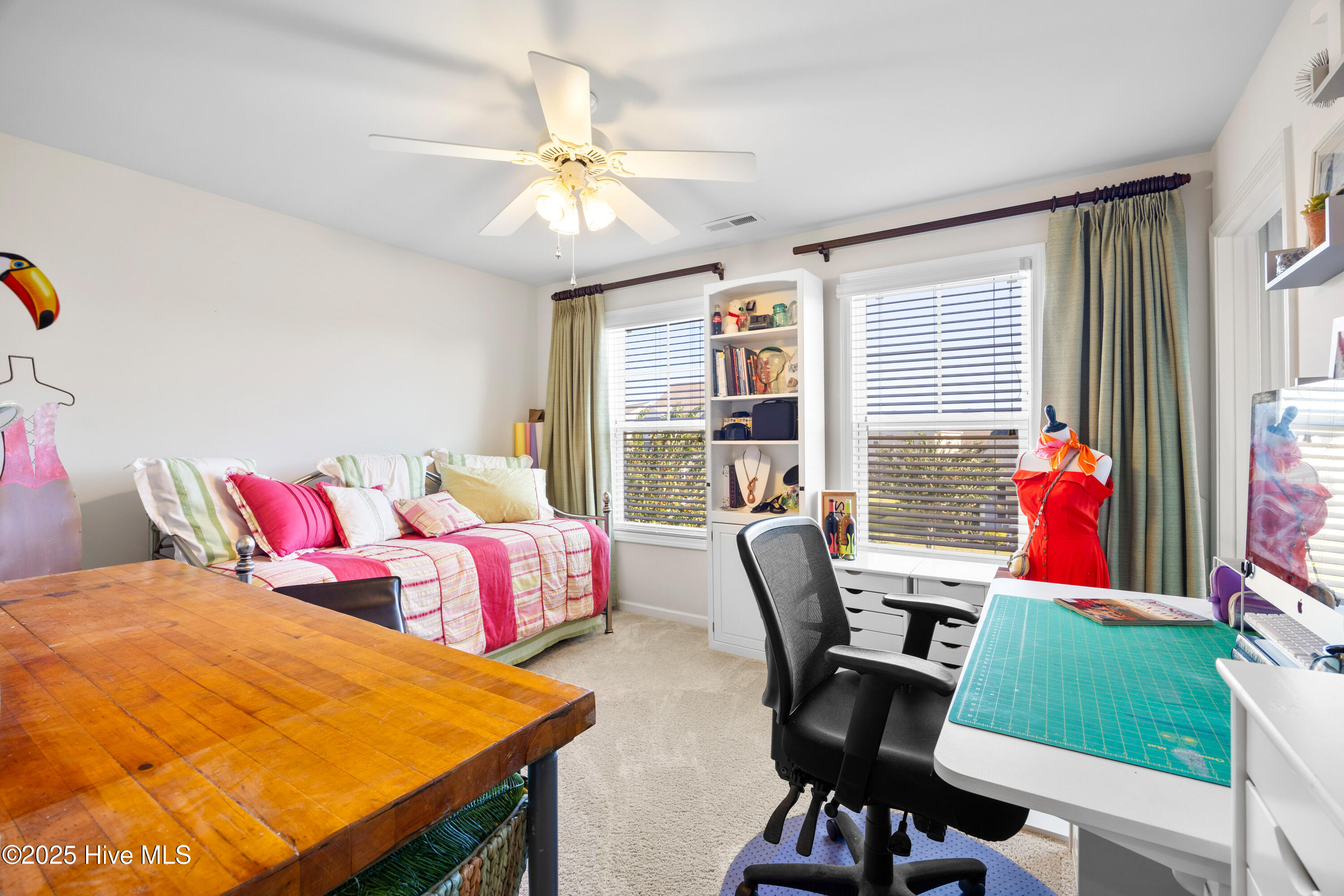 100534608 | Photo 27