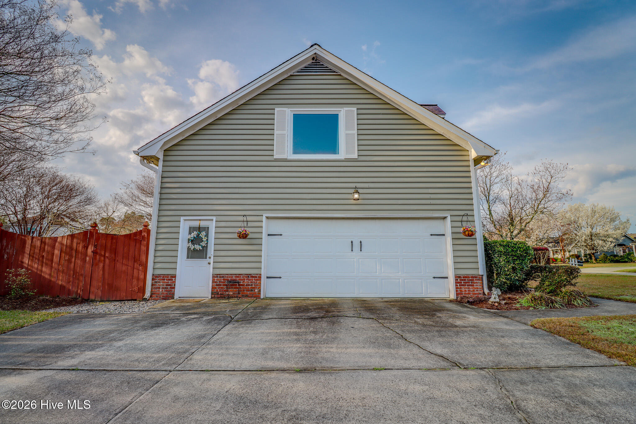 100559581 | Photo 28