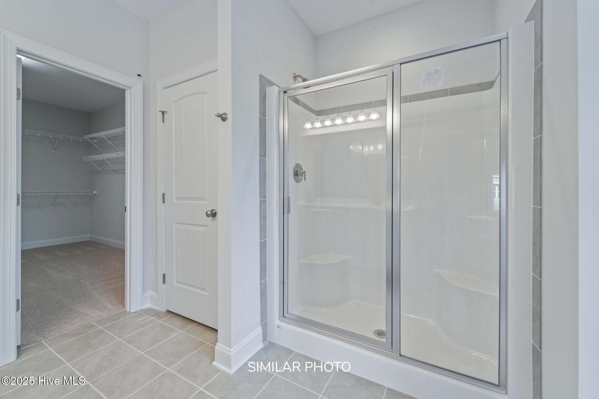 100518963 | Photo 30