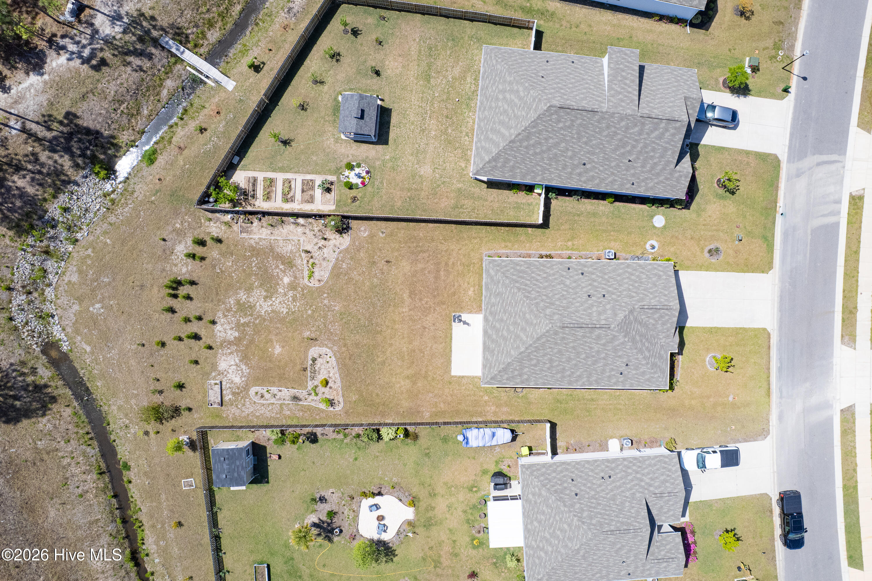 100566336 | Photo 41