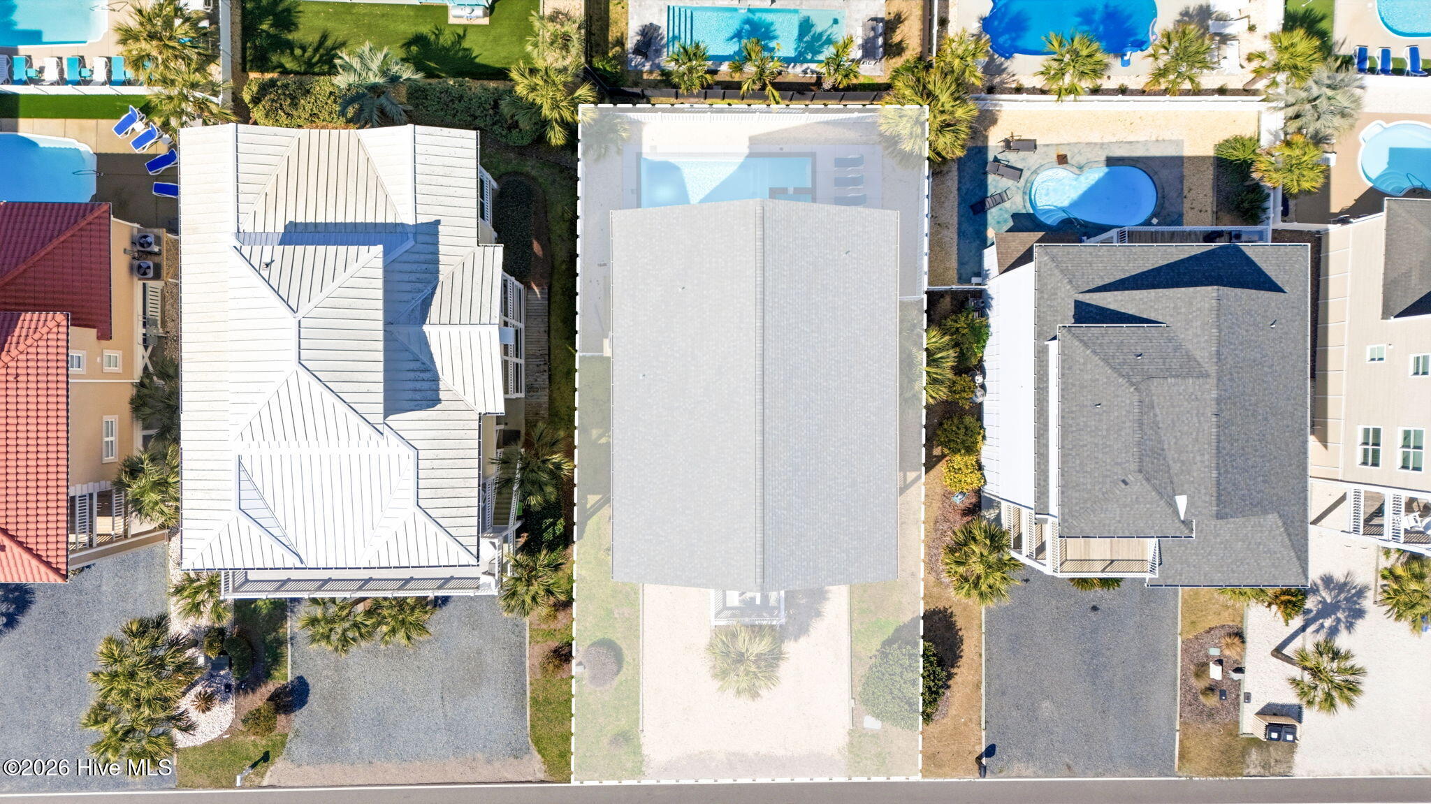 100559880 | Photo 58