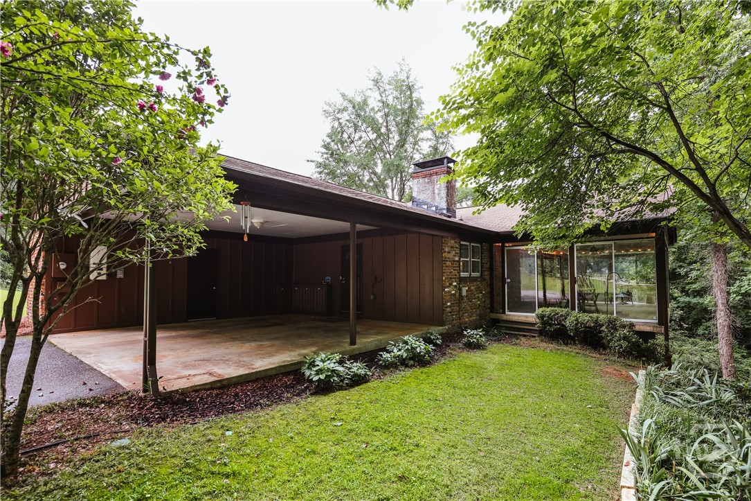 750 Glenwood Drive