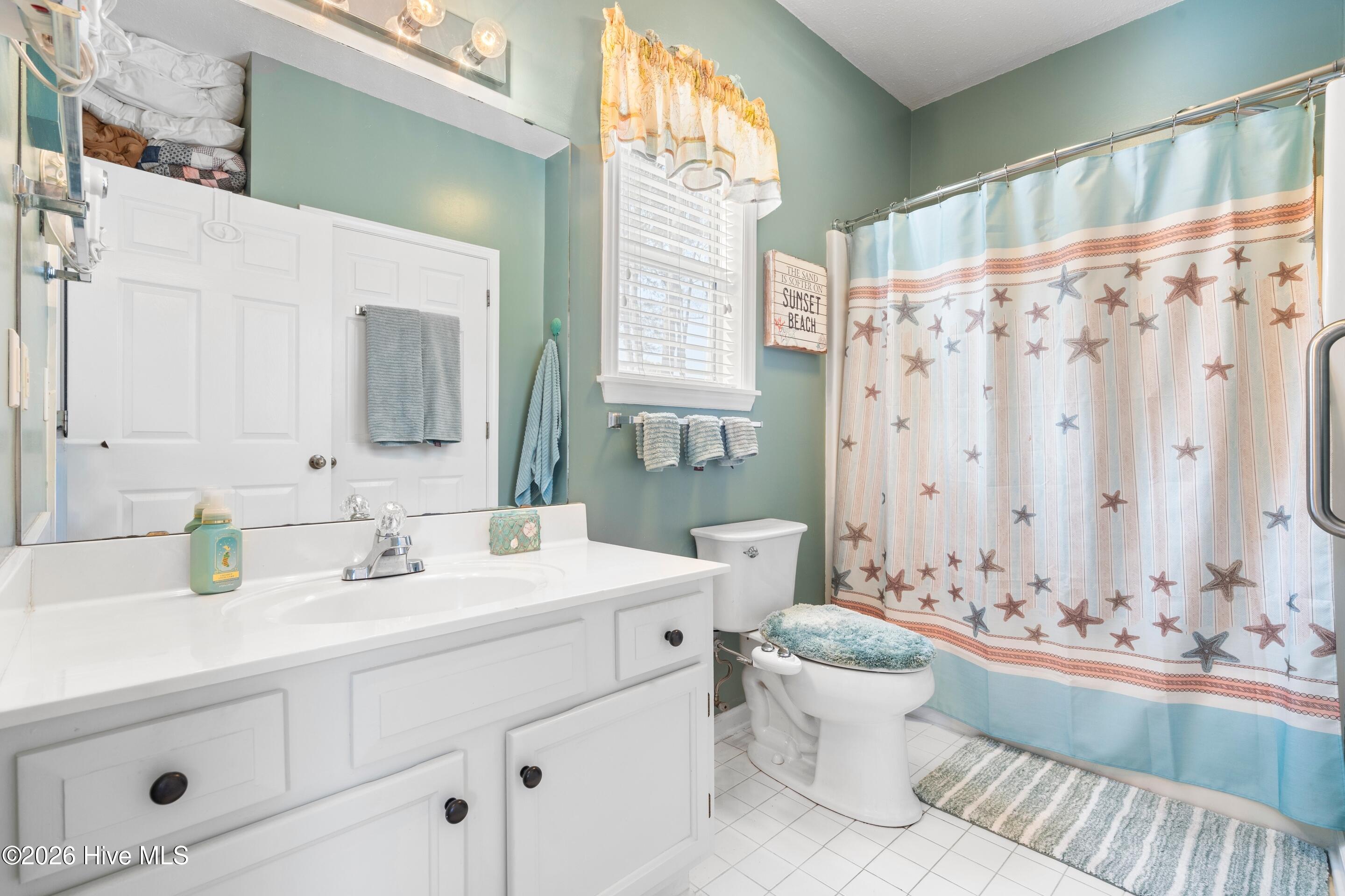 100548486 | Photo 34