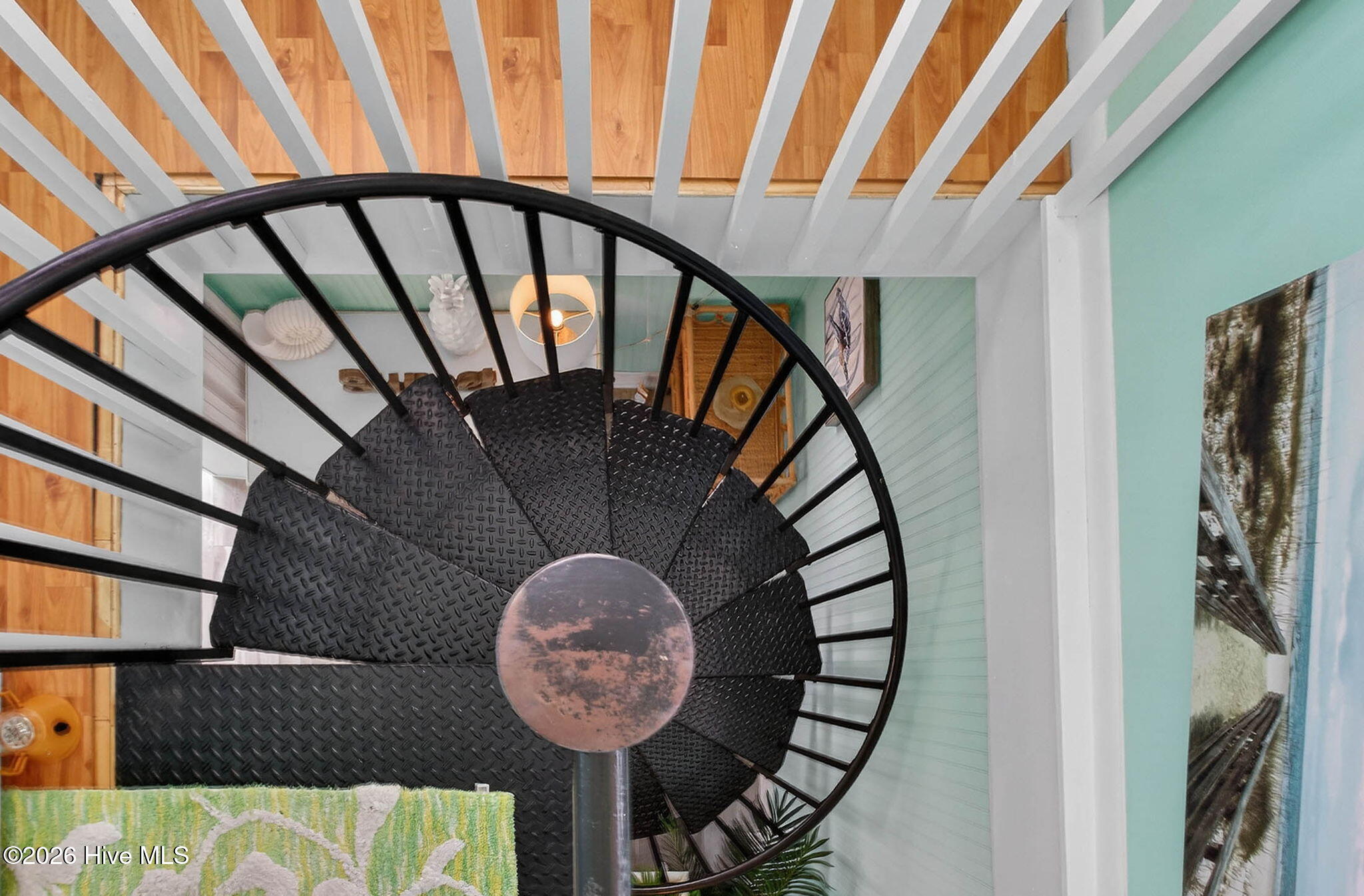 100564283 | Photo 37