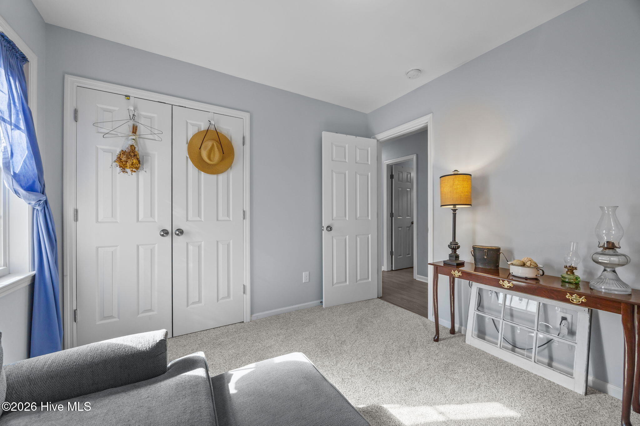 100550942 | Photo 16