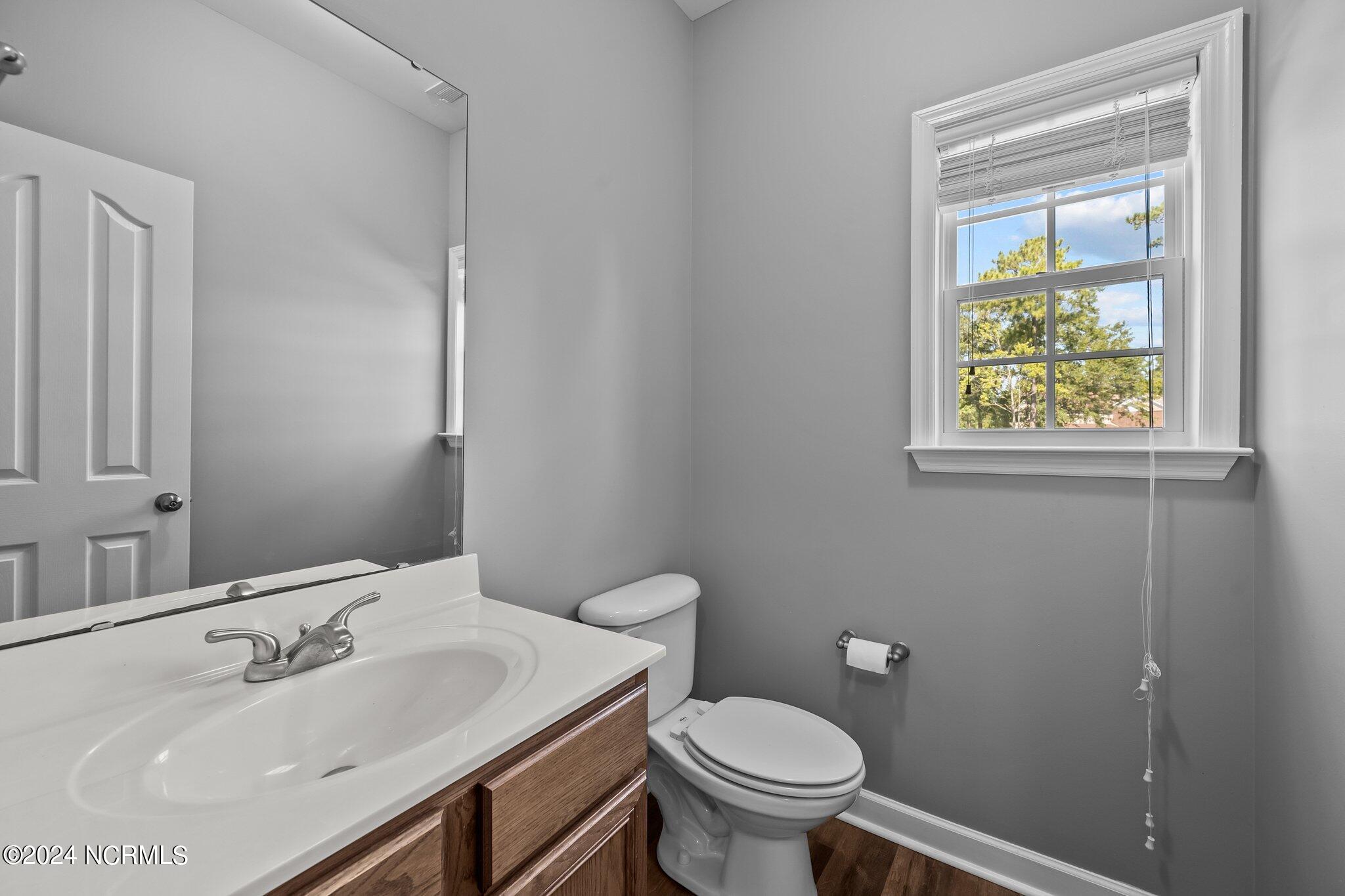 210 Wedgefield Circle,Maple Hill
