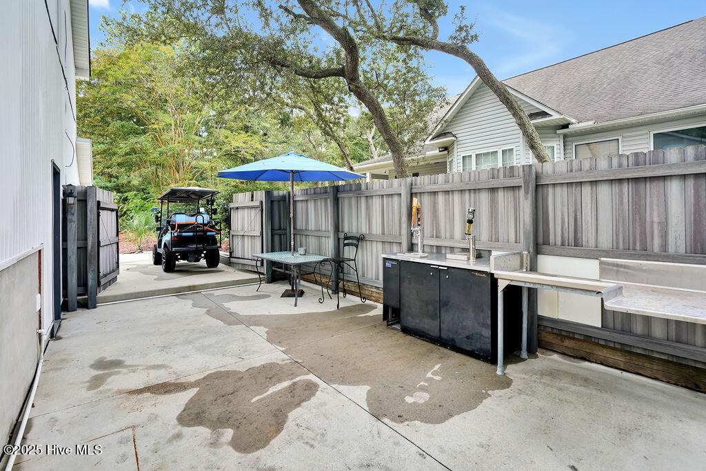 100532322 | Photo 31