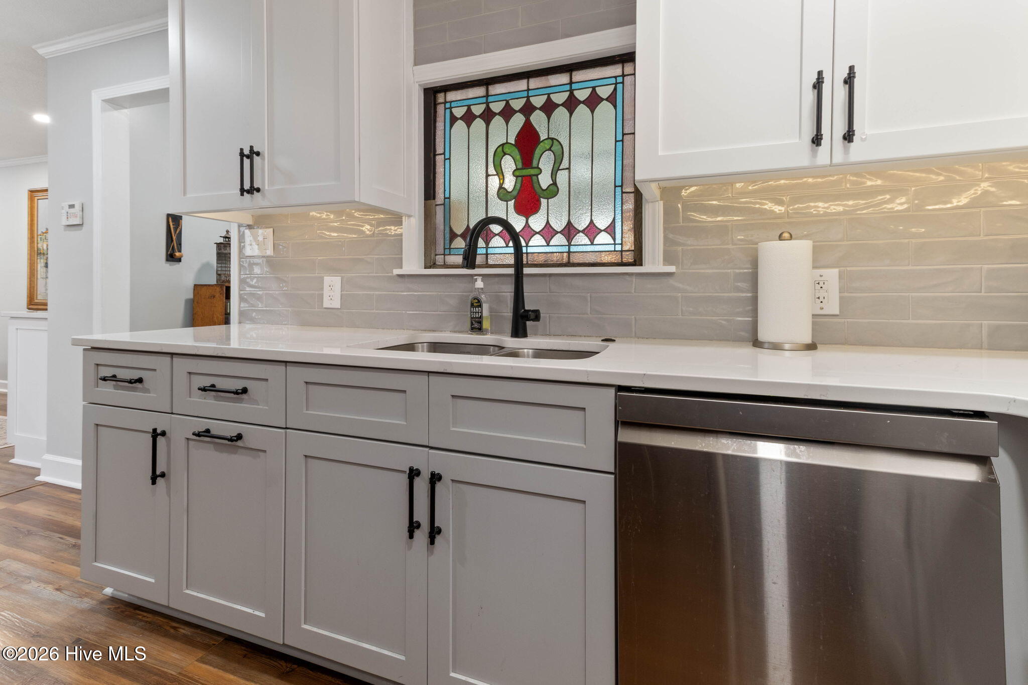 100556969 | Photo 12