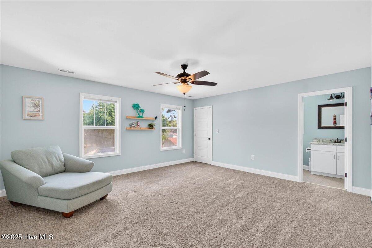 100531738 | Photo 36